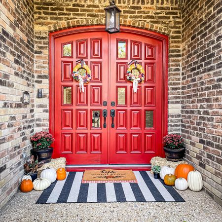 Fall🍂!! It’s juuuust about here in Texas. 🤞🏼 Here’s some porch inspo and resources for you all under $50!

#LTKhome #LTKunder50 #LTKSeasonal
