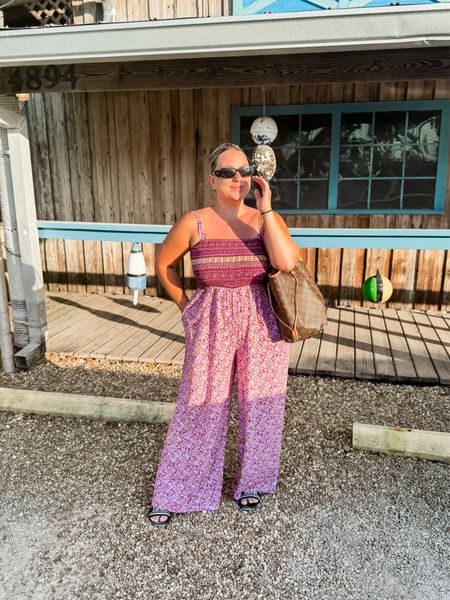 Sunshine on my mind ☀️🌴 

Wearing a large in the jumpsuit! 


Vacation outfits
Spring outfits
Summer outfits 
Midsize style 
Midsize outfits 
Summer outfit ideas
Vacation outfit ideas
Beach outfits




#LTKstyletip #LTKfindsunder50 #LTKSeasonal