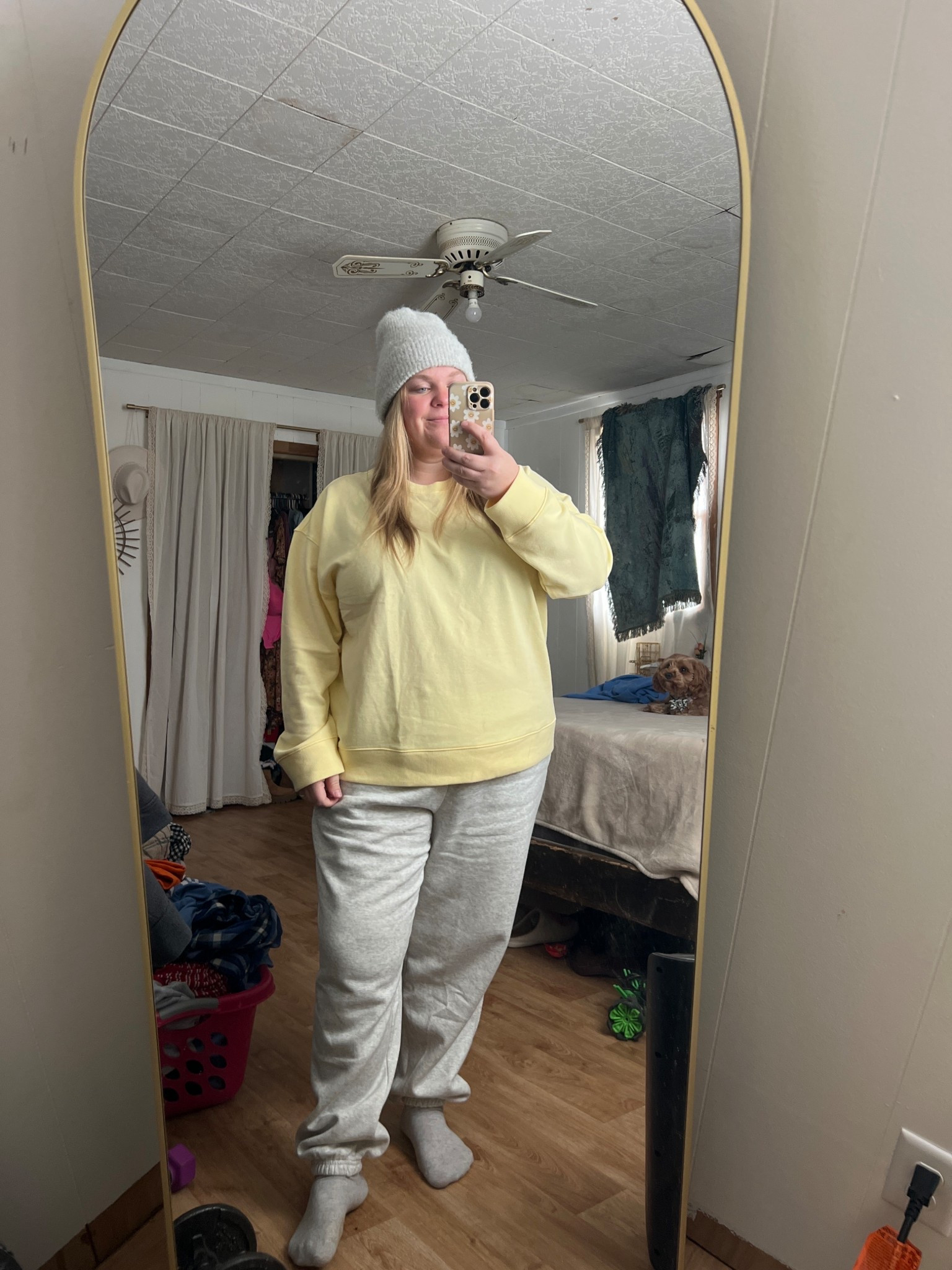 I needed some new sweats, and these ones are so cozy! Also the sweatshirts! Such a good price too! 
Wearing xxl in top, and bottoms are xl