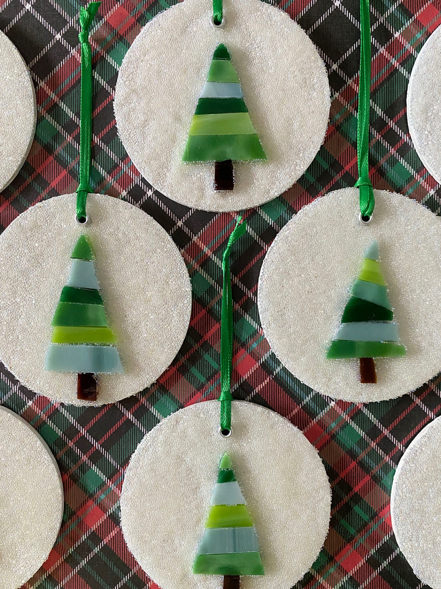 It’s time to start thinking about Christmas.

Whaaa?

I know, I know….it’s only July. Buuuuut, Christmas in July is a thing. And it’s not a bad thing either. Let me explain.

We’re just under 6 months before we’re all about the fa-la-la-la season. And yet here we are in the slower days of summer. So it’s the perfect time to think about  — and make! — your mosaics for the holidays. 

If you aren’t sure where to start or what to make I’ve got a quick, fun mosaic that’s easy, totally customizable with whatever colors you want, and you don’t even have to deal with grout!

Sound good?

Head over to my YouTube channel (link in bio) or you can go directly to YouTube.com/julieweilbacher. Once you’re on my page, click the magnifying glass icon and type in ‘retro.’

P.S. Did you know that each video on my channel includes a materials, tools, and adhesives list? It’s true! Check out the description below every video.


#LTKSeasonal #LTKFind #LTKhome