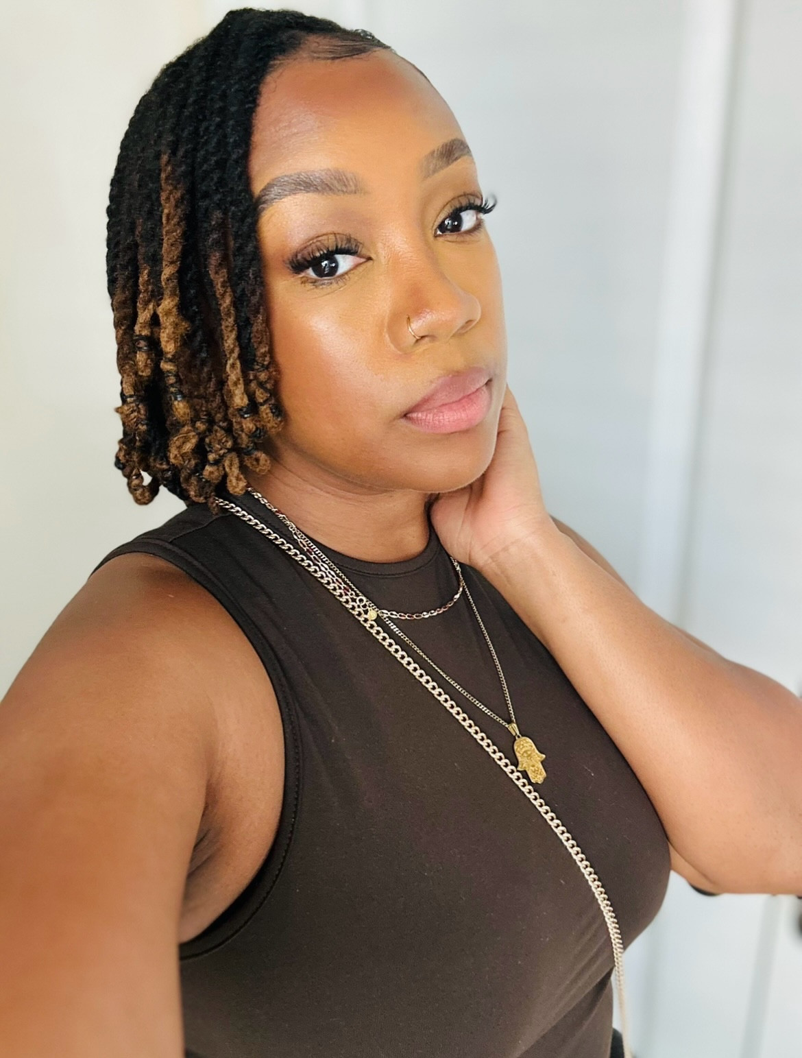 Chocolate brown vibes 🤎✨

 #findingher #locs #locbob #locjourney