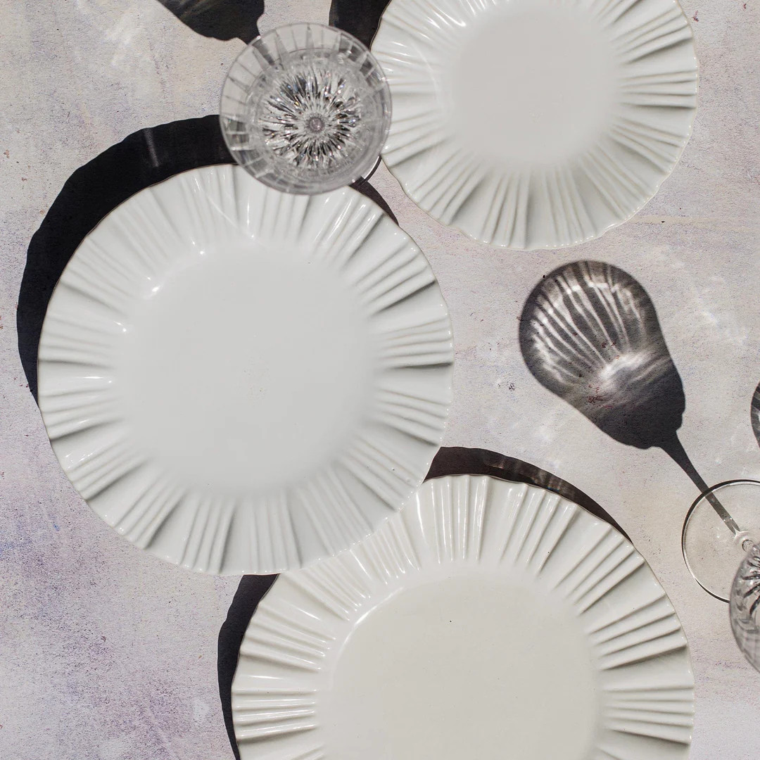 Bari White American Dinner Plate | VIETRI