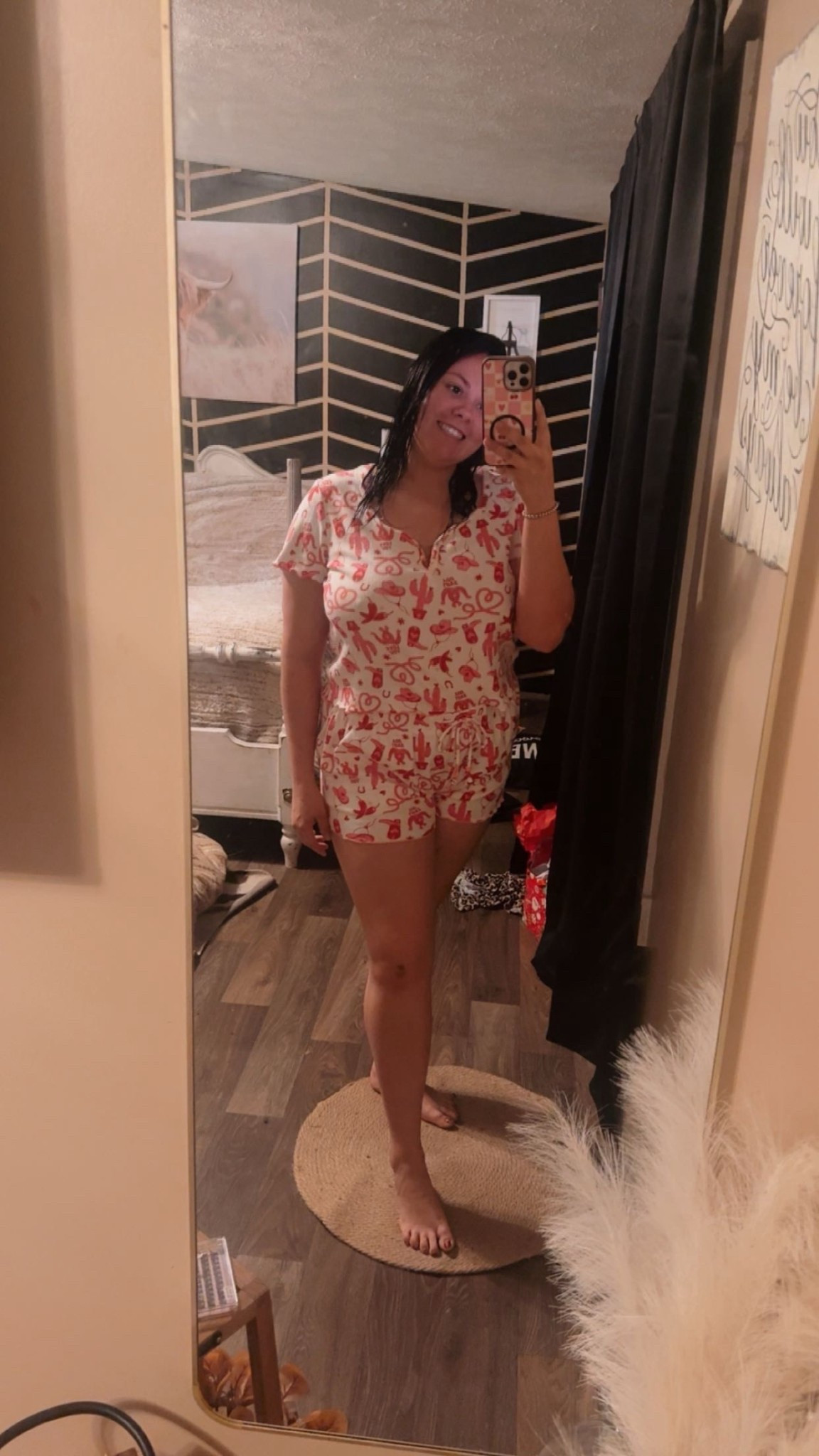 Cute and soft? 


#LTKValentine #LTKootd #LTKSeasonal