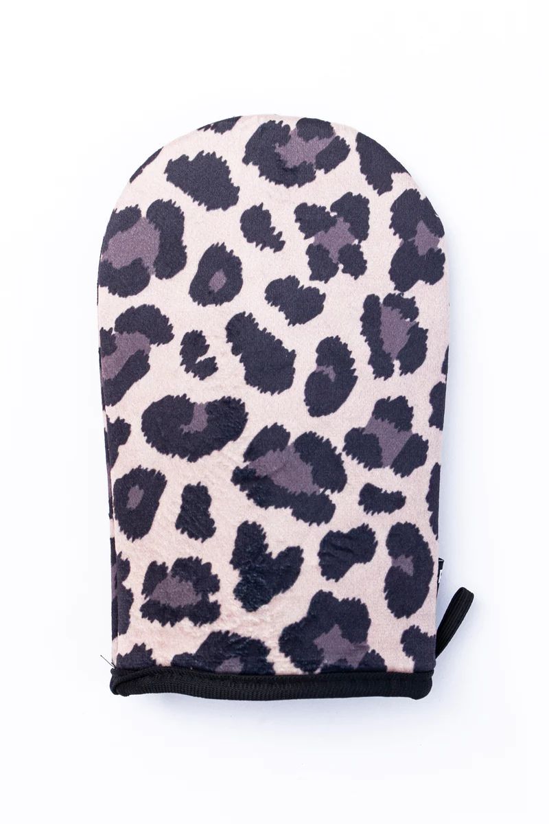 Effortless Days Leopard Print Tanning Mitt | The Pink Lily Boutique