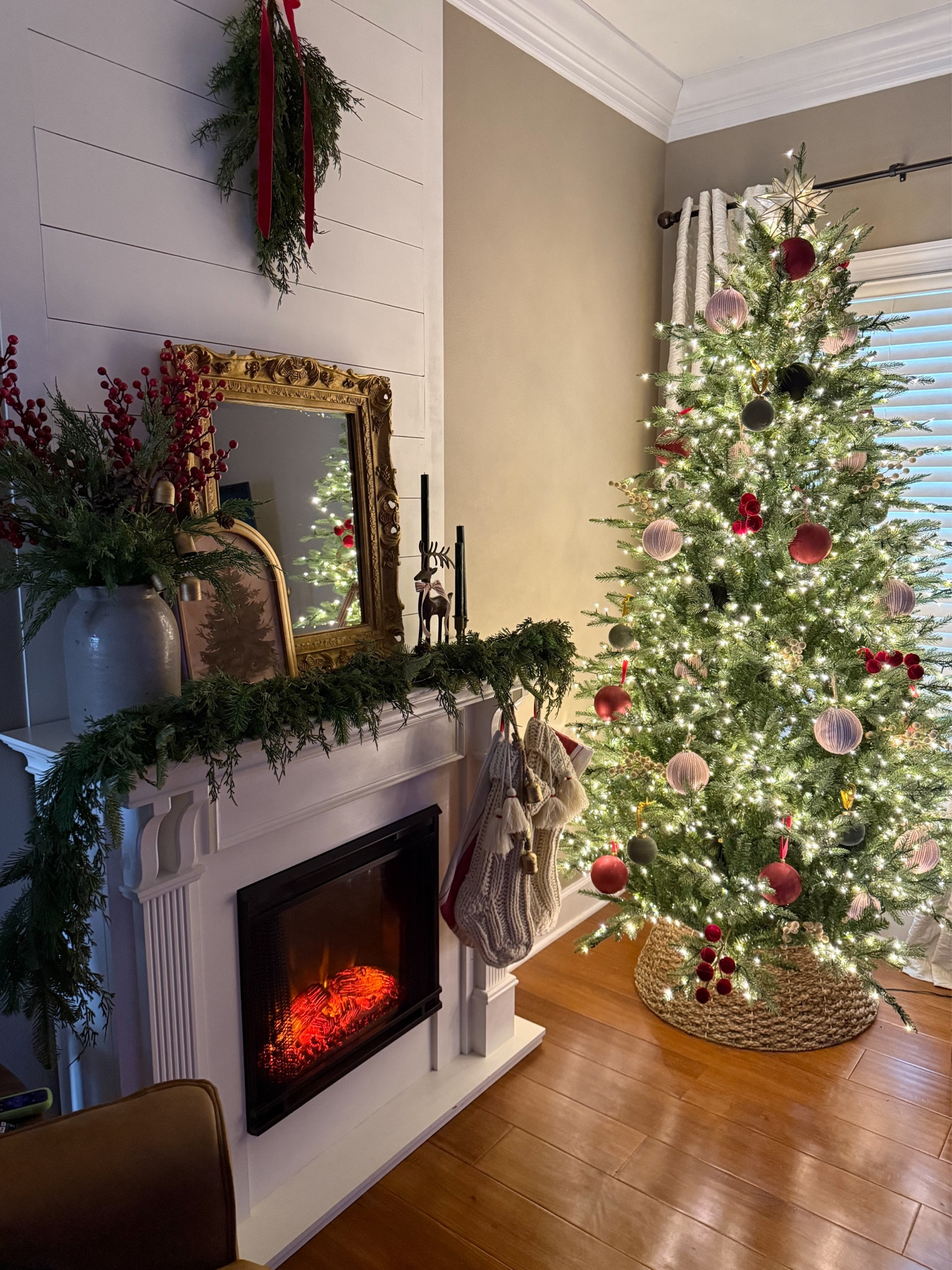 9 days until Christmas!! 🎄🥰

#LTKParties #LTKHoliday #LTKSeasonal