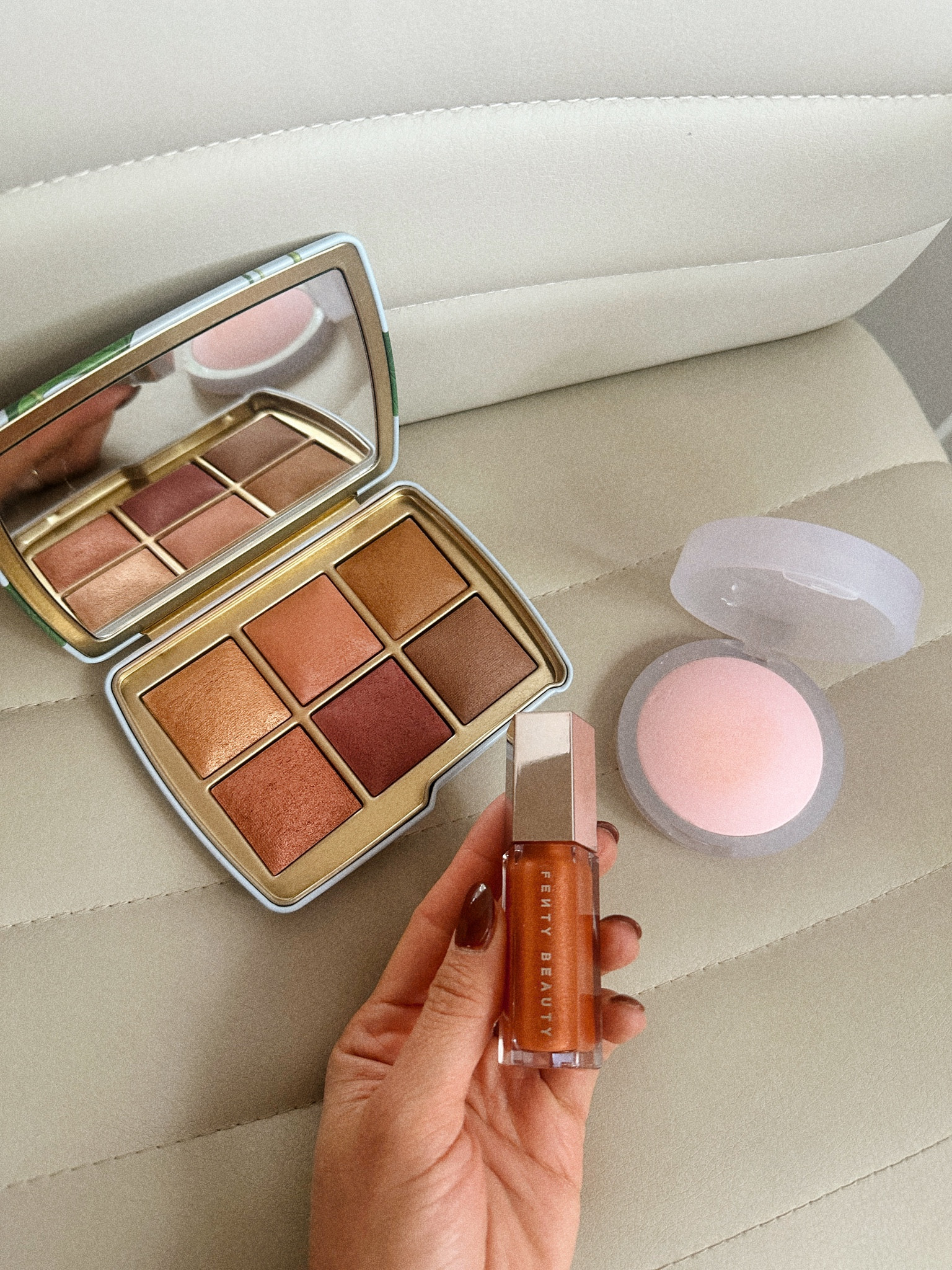 Most recent Sephora purchase! This Hourglass Ambient lighting palette is truly stunning! Can’t recommend it enough! 

#LTKFindsUnder100 #LTKBeauty #LTKFindsUnder50