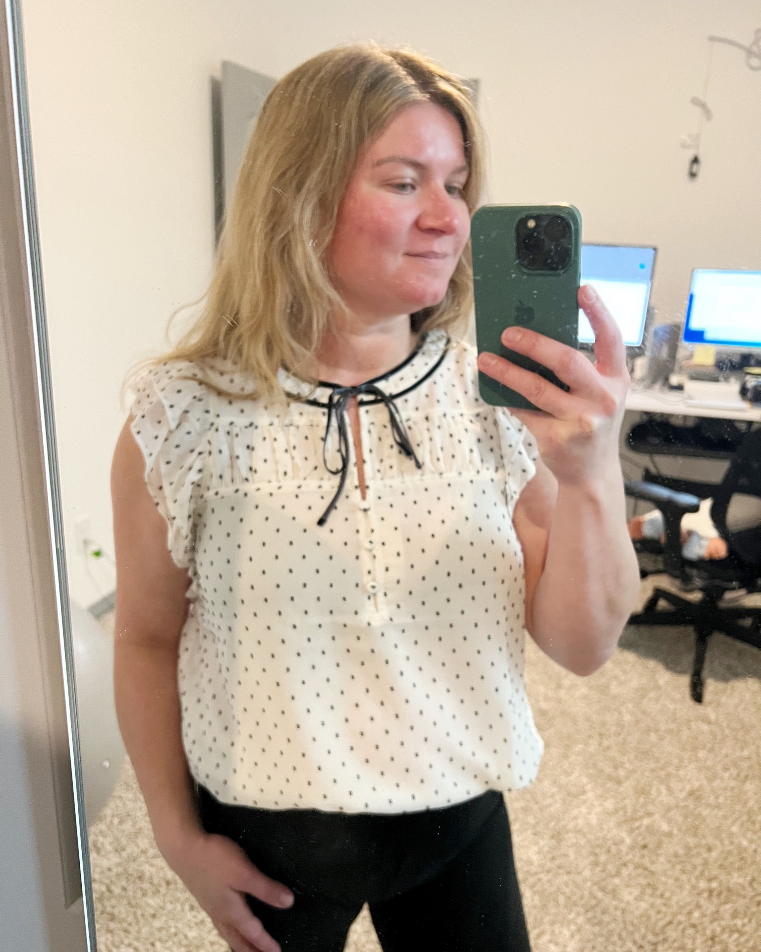 Loft clip polka dot with velvet neck tie in size medium

#LTKworkwear #LTKstyletip #LTKunder100