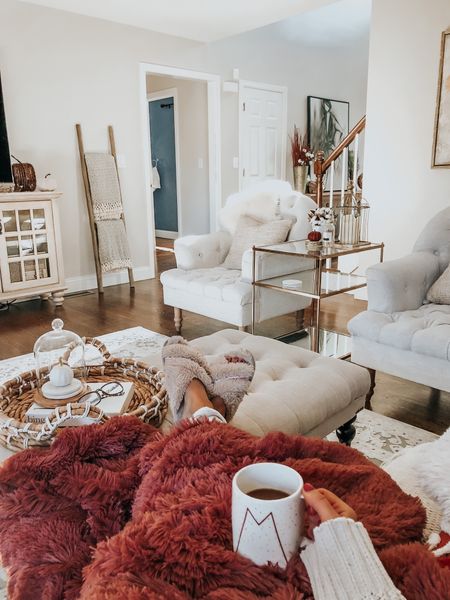 Fall decor, living room, home decor, thanksgiving home, interior design, cozy home 

#LTKhome #LTKSeasonal #LTKHoliday