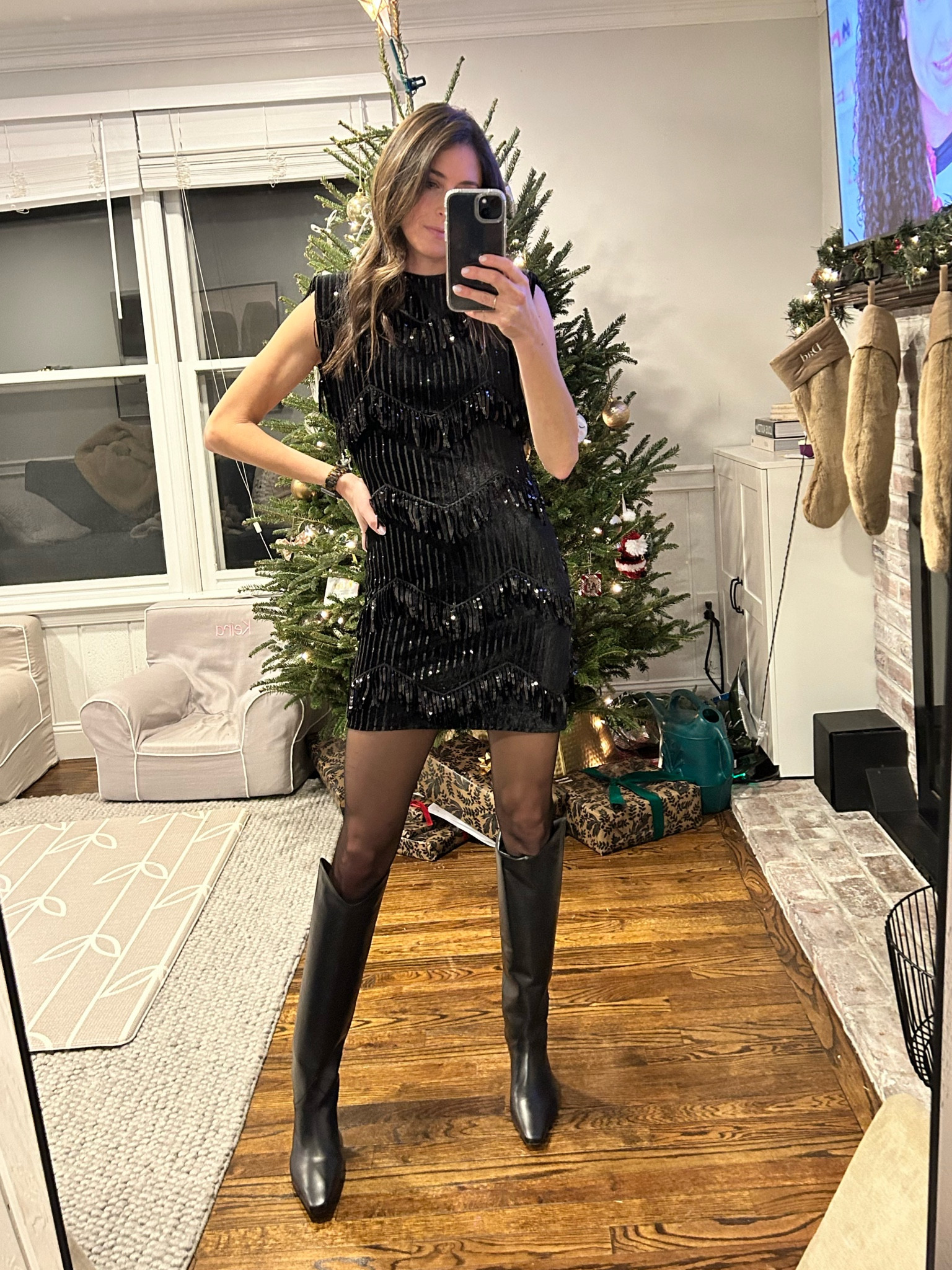 Holiday fit! Holiday outfit idea. #holidaydress #holidayfit

#LTKHoliday #LTKSeasonal #LTKGiftGuide