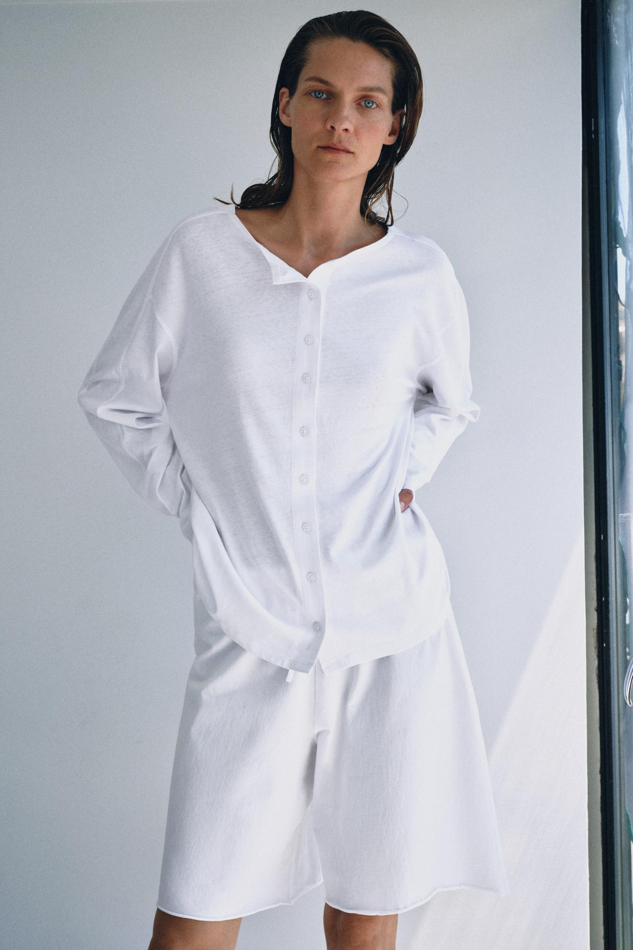 BUTTON-UP T-SHIRT | Zara US
