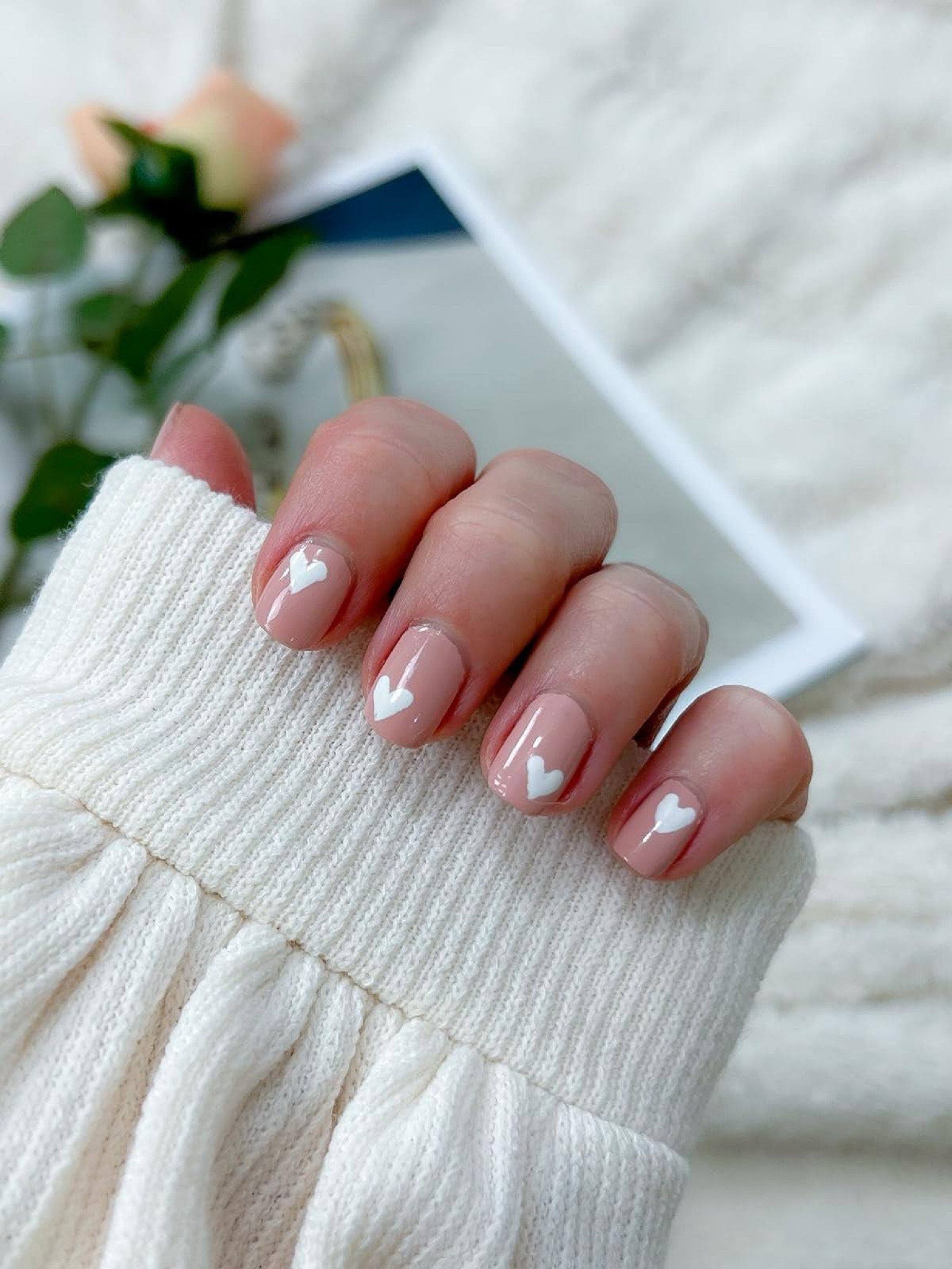 Resharing last year’s Valentine’s Day nails 💅💕
I used OPI Machu peach-u for the base color. I used OPI alpine snow for the hearts. Typed it off with my favorite top coat!

Valentines nails | heart nails | Valentine’s Day mani | valentines manicure


#LTKbeauty #LTKstyletip #LTKfindsunder50