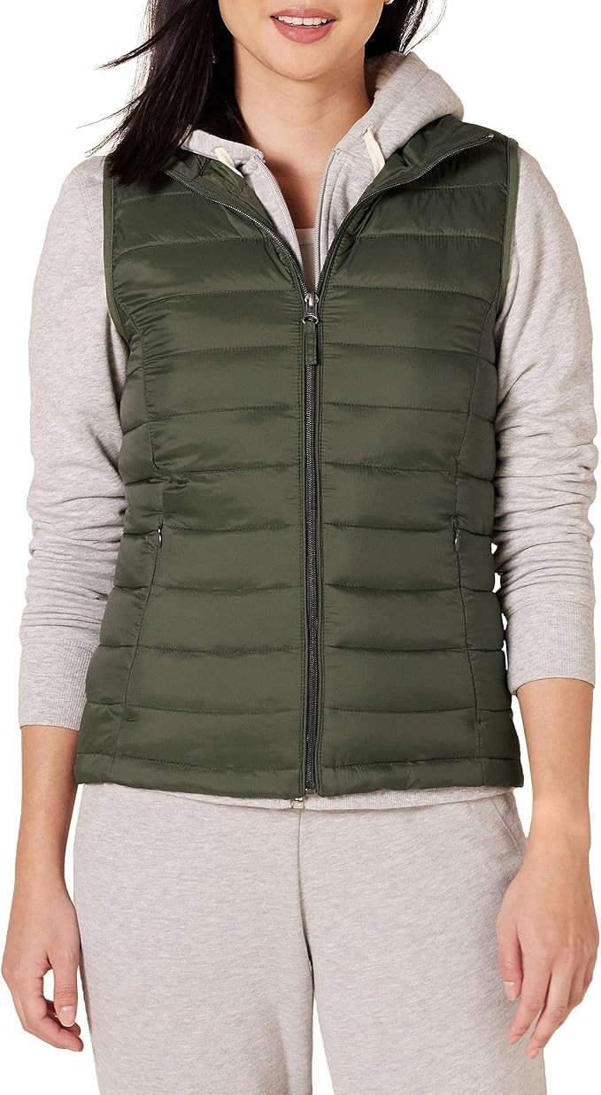 Amazon Essentials Womens Lightweight Water-Resistant Packable Puffer Vest | Amazon (US)