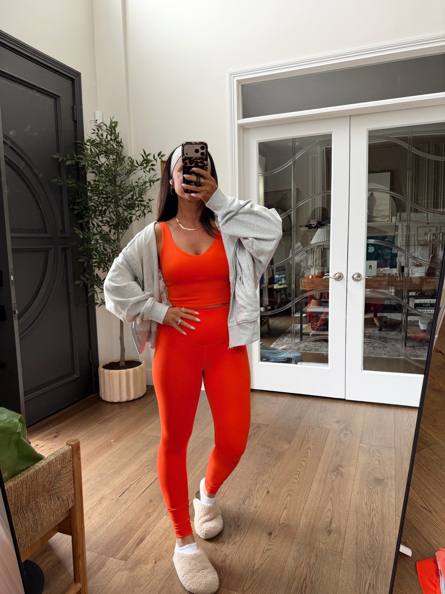 Blood orange leggings and workout tanOran

#LTKootd #LTKfitnessgoals #LTKActive