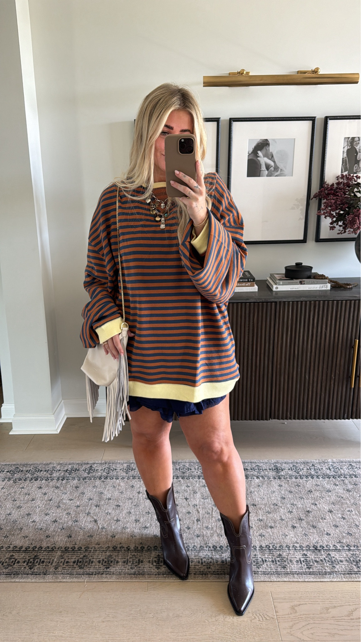Obsessed with this viral free people crewneck sweater🤎🍂👜🐻 how perfect is this color!!! I wear a large #freepeople #fall #sweater

#LTKStyleTip #LTKFallSale #LTKMidsize
