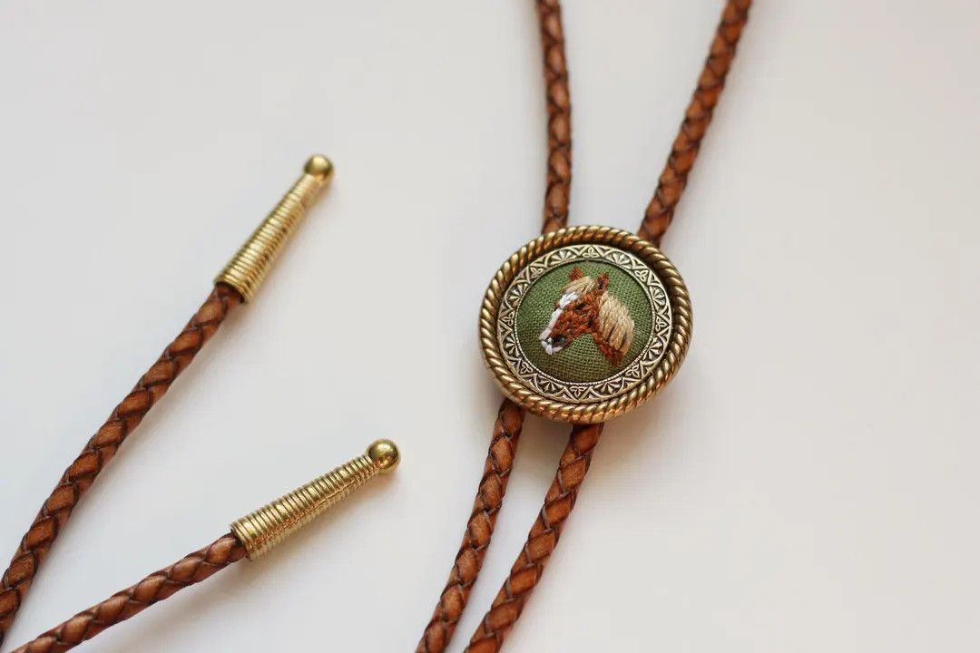 Horse- Hand Embroidered Bolo Tie - Etsy | Etsy (US)