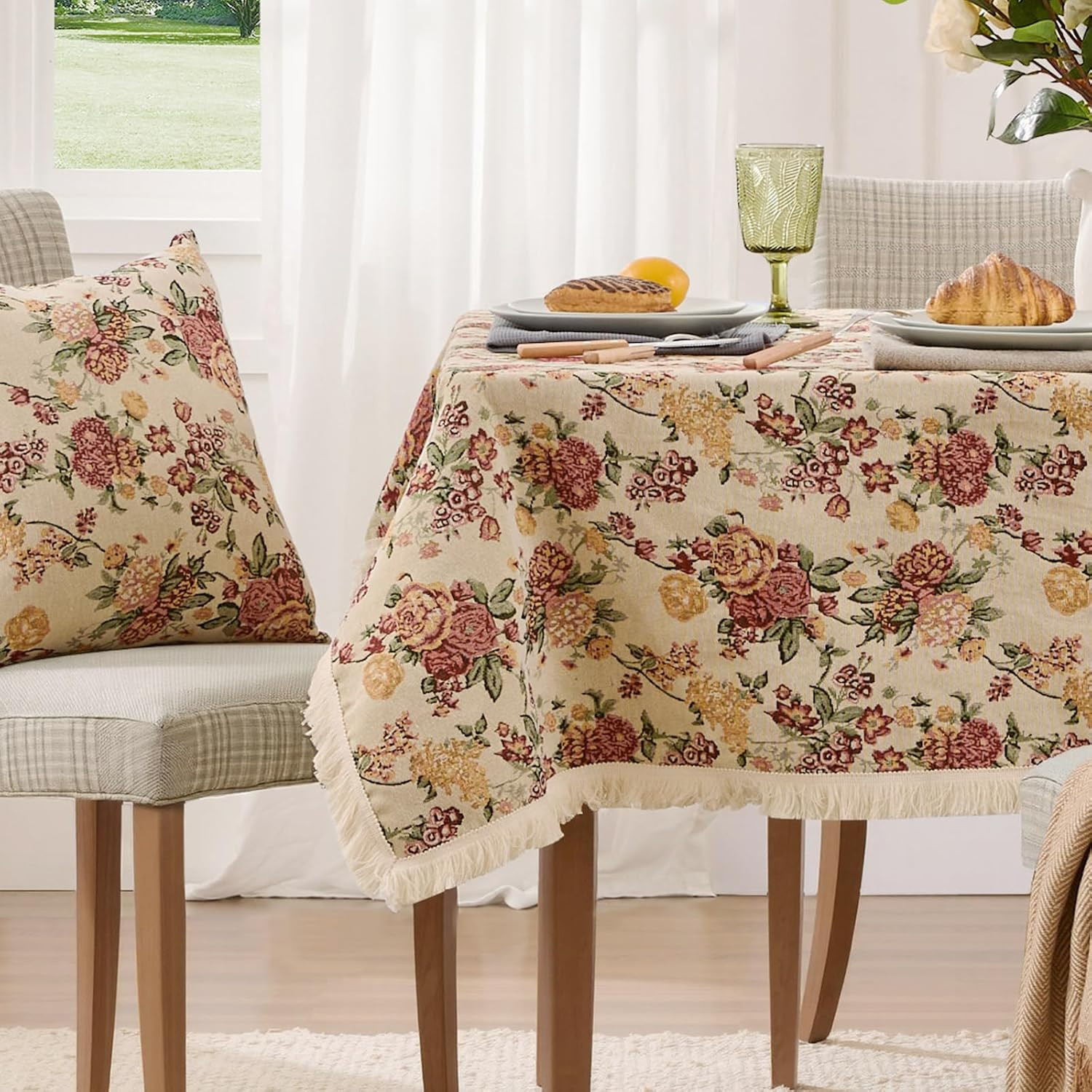 Vintage Floral Tablecloths Rectangular Farmhouse Table Cloth with Tassel | Amazon (US)