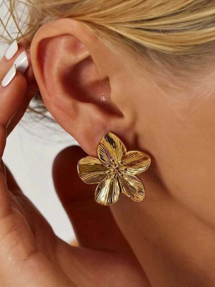 1pair Fashionable High-End Metal Flower Stud Earrings, Gold-Colored European And American Style E... | SHEIN