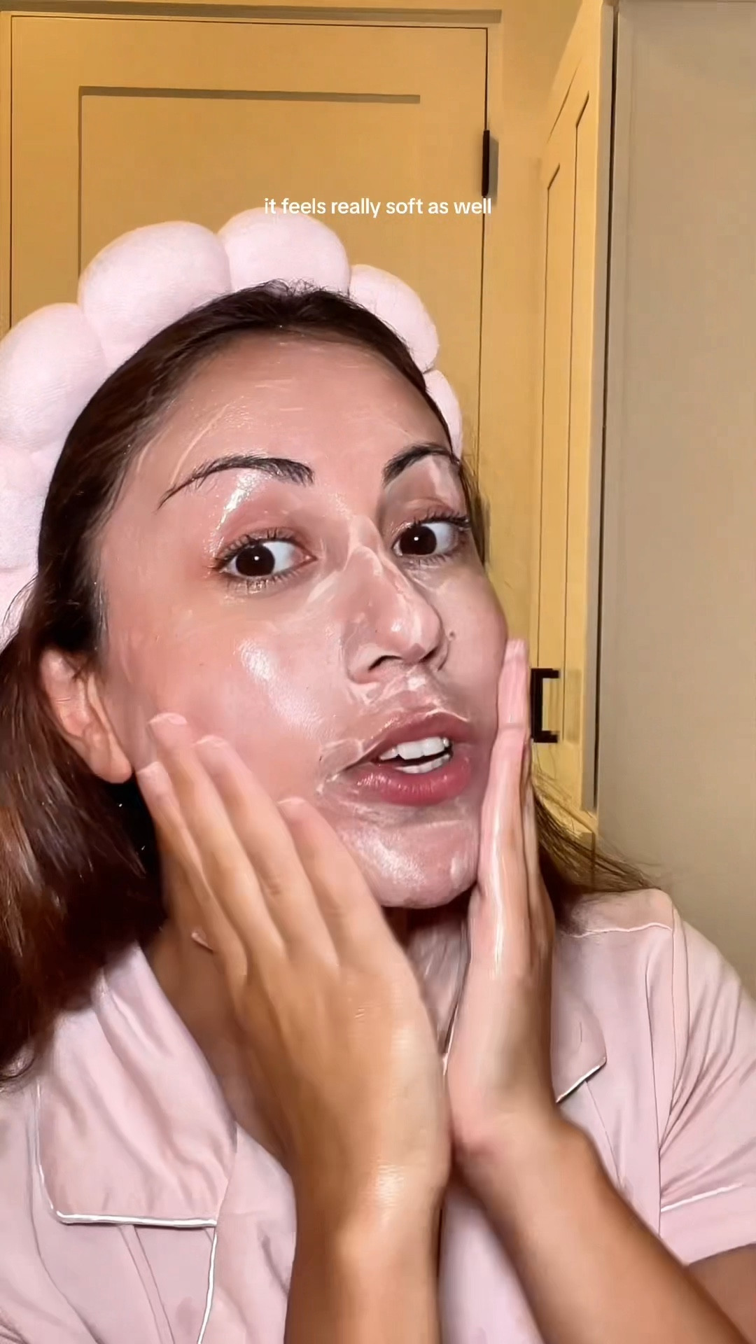 This facial cleanser by @OSEA Malibu is vegan, cruelty free, and gluten free. Smells like a luxury spa (but at home) and it cleans your pores so good that your face feel like you had a professional facial done absolutely love it and highly
recommend👌🏼💯

Facial// skincare// luxury treatment// vegan skincare// cruelty free skincare// OSEA skincare// face wash// sensitive skin// spa treatment 

#LTKFindsUnder50 #LTKVideo #LTKBeauty