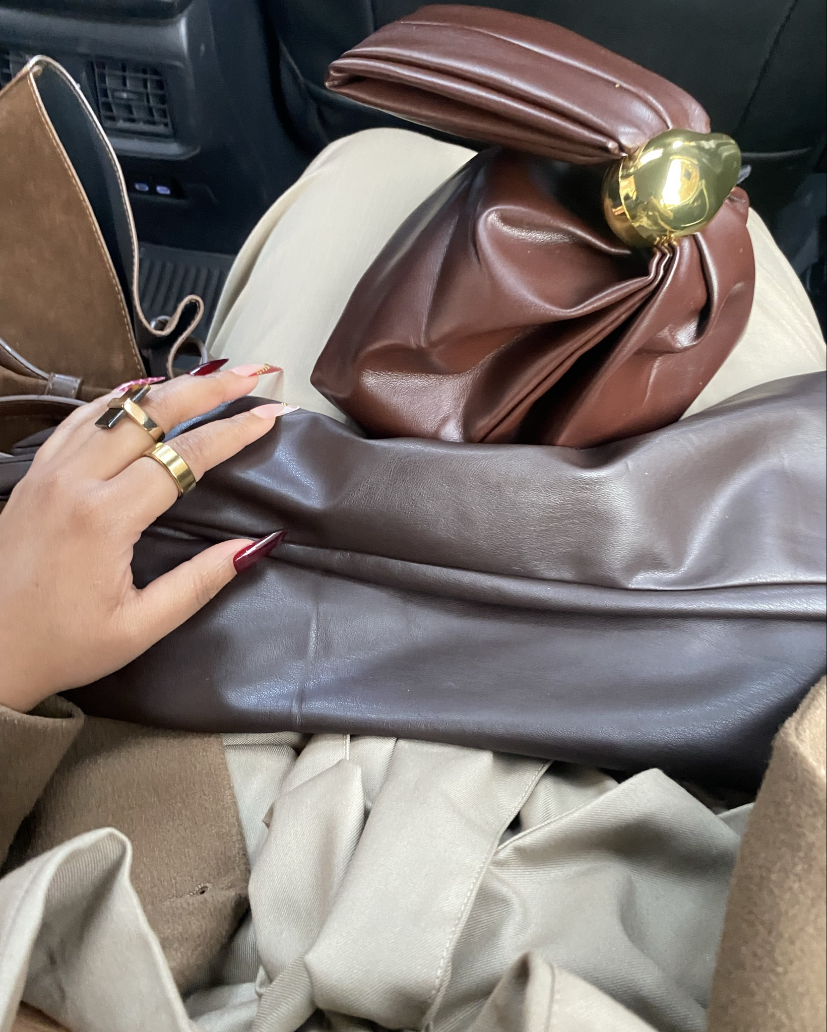 Acessories! Gloves, baguette, shoes, and ring linked here :)

#LTKgrwm #LTKootd #LTKWorkwear