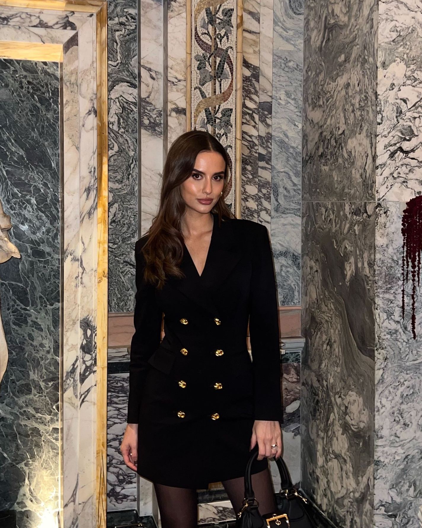 Marciano x Guess blazer dress 🖤

I’ve linked similar pieces below x

#LTKluxury #LTKpartywear #LTKuk