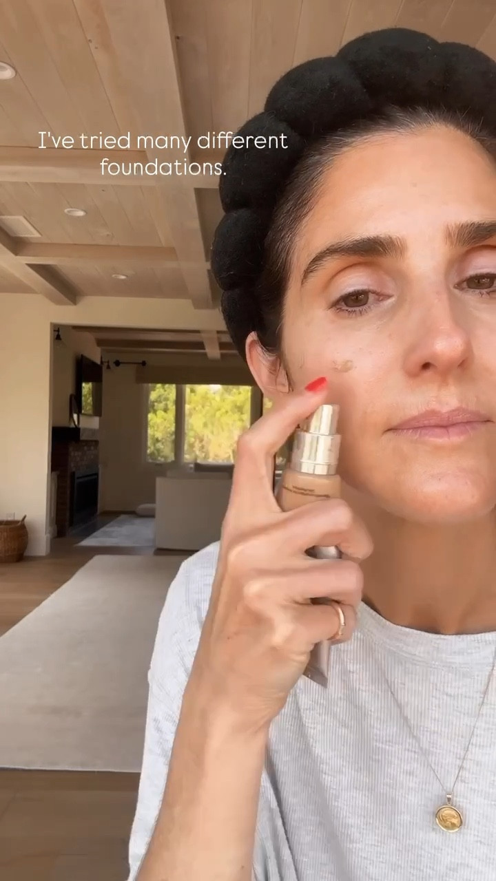 Running late makeup routine from a 40+ yr old busy mom of 2

Foundation: Neutral tan
Concealer Pen: 3.5
Eyeshadow: Rebellion
Eyebrow pencil: Medium brown
Lip duo liner: Medium Lipgloss: Ibiza Night
StylinByAylin, Aylin #nordstrom #amazon #beauty #makeup

#LTKgrwm #LTKselfcare #LTKBeauty