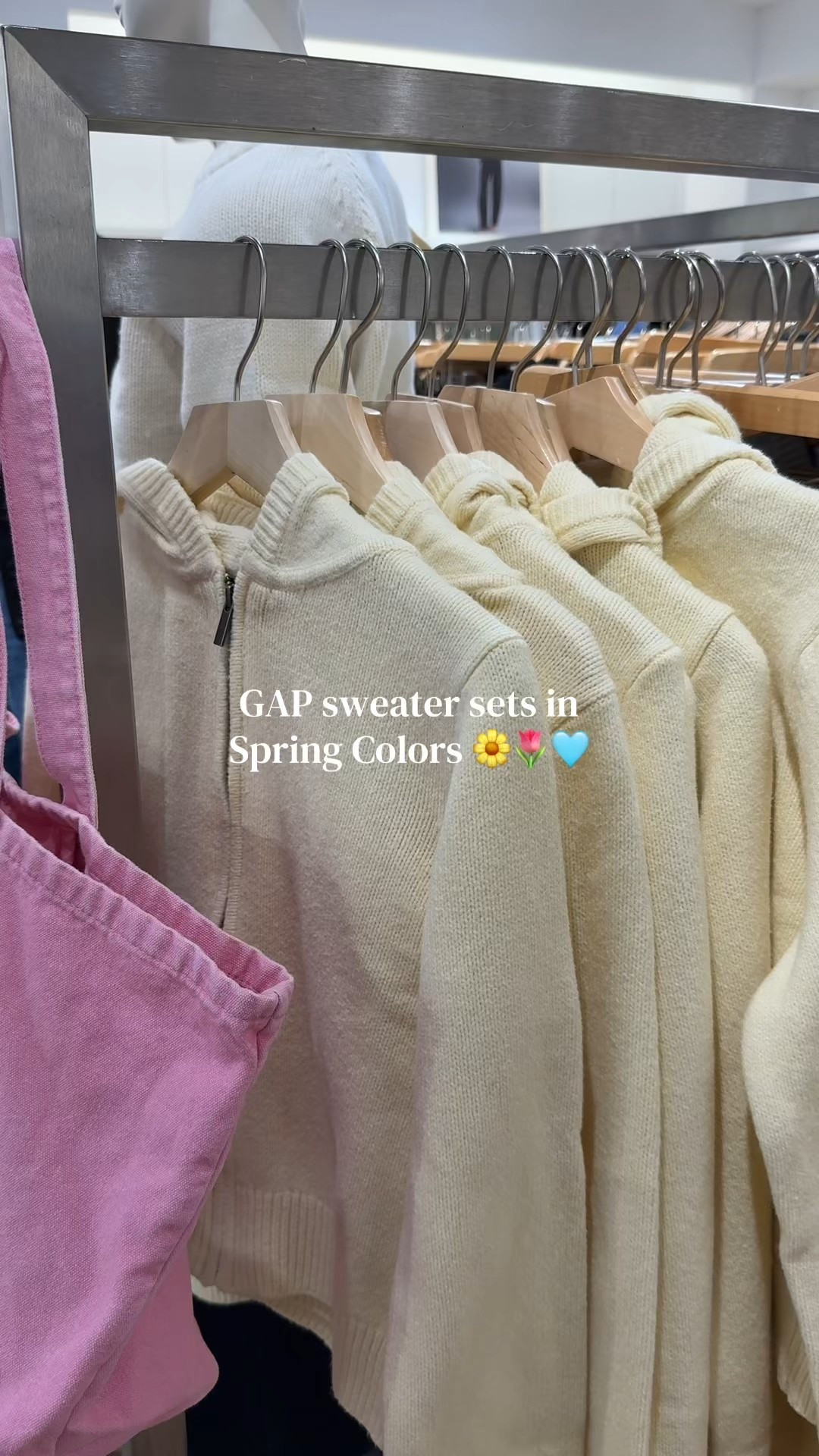 These sets omg. @gapstyle 💛🩷🩵🌷🌼

#LTKSeasonal #LTKootd