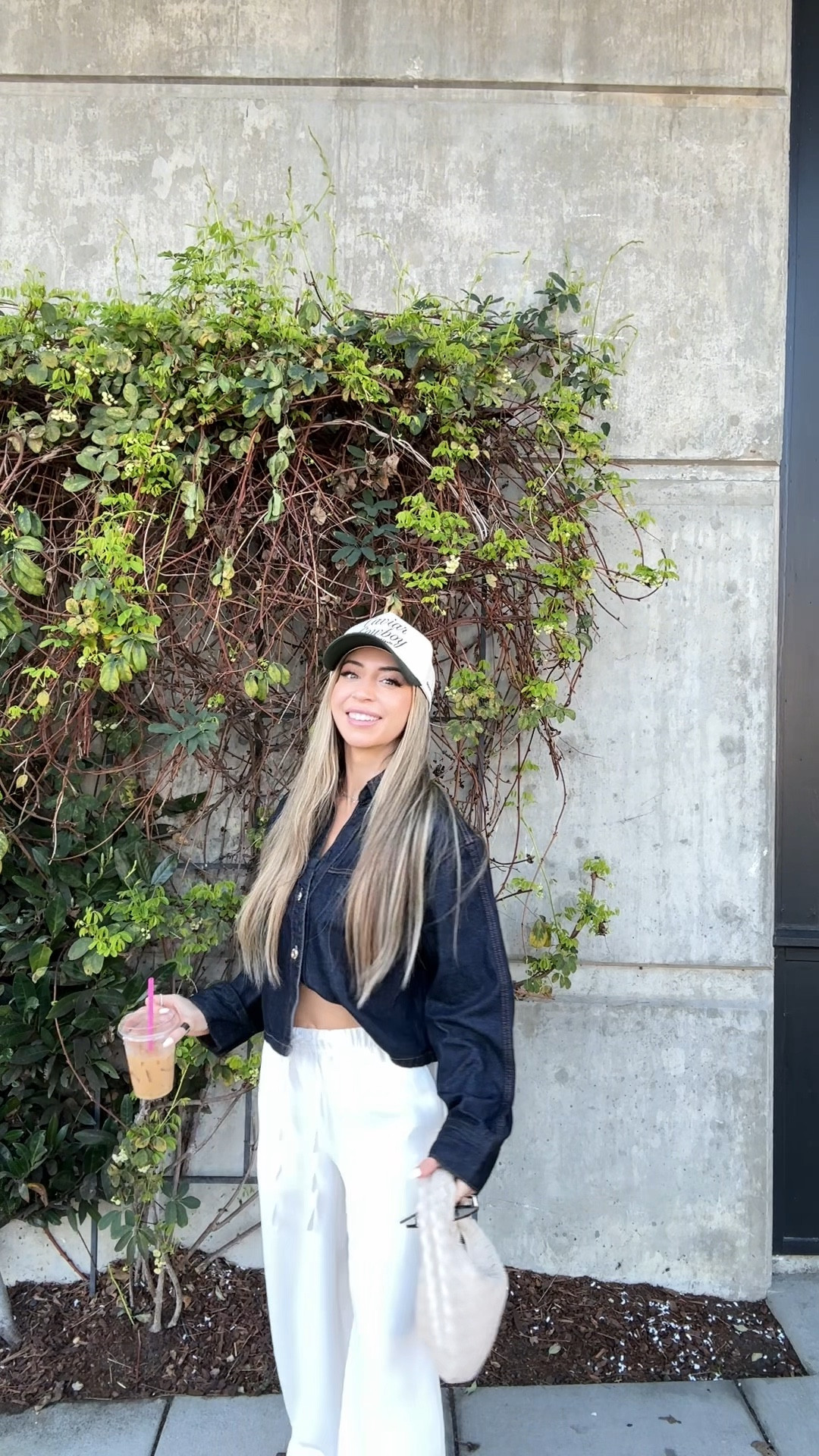 If you don’t already have a pair of the lodge pants from Aritzia for spring, you MUST 🌸 wearing an XS regular

#LTKmomlife #LTKootd #LTKPetite