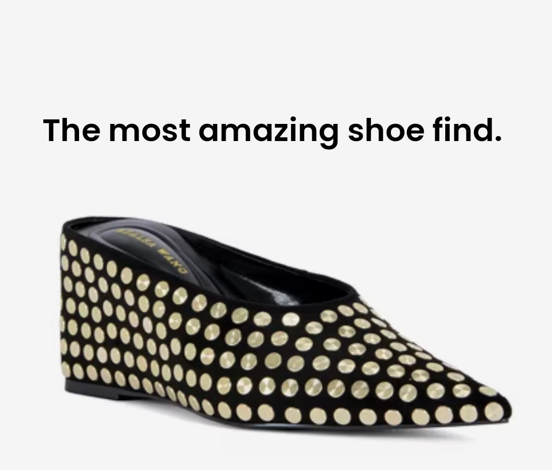 I’m dying that they don’t have these in my size!!! They come in denim too!


#LTKootd #LTKSaleAlert