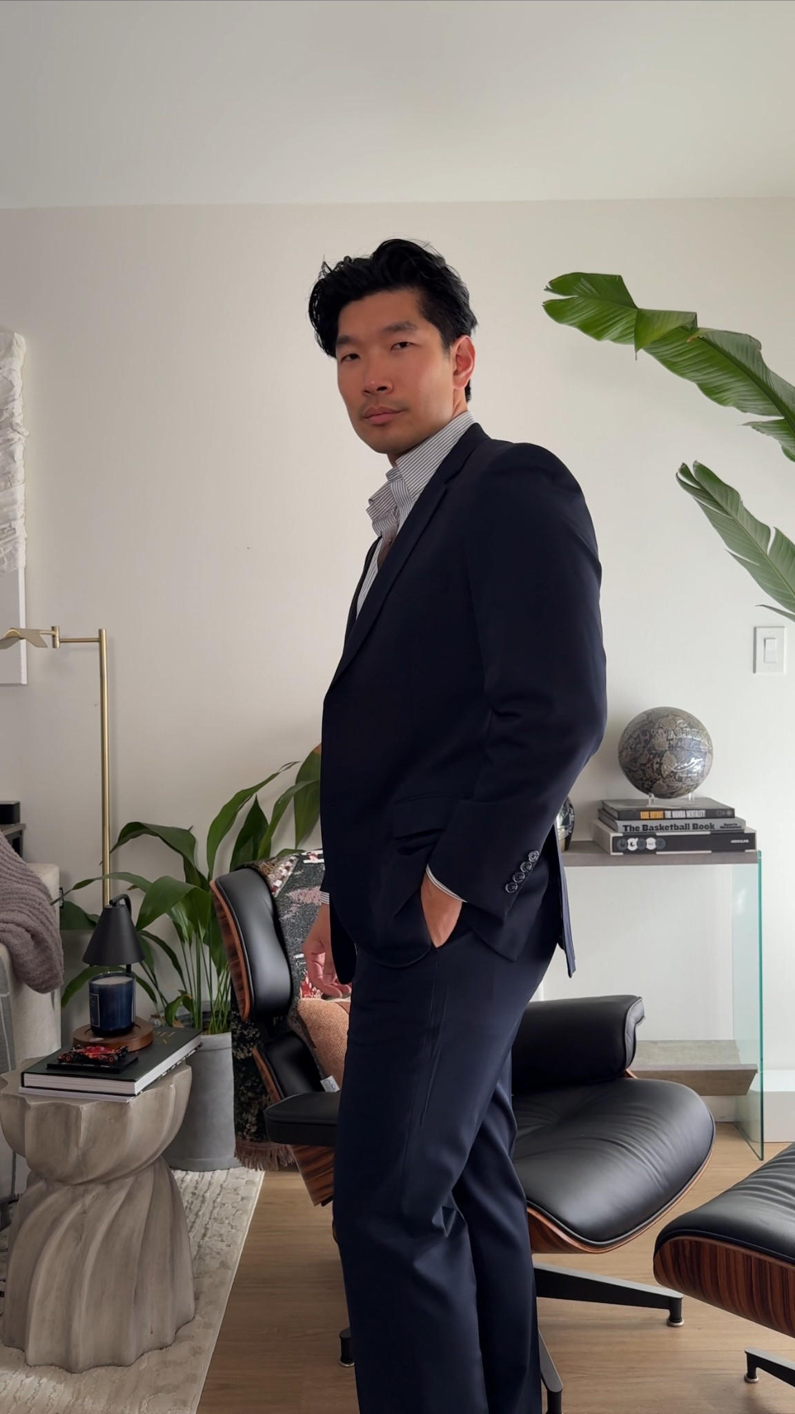 My friends over at suit shop are celebrating their 10th anniversary with a sale!