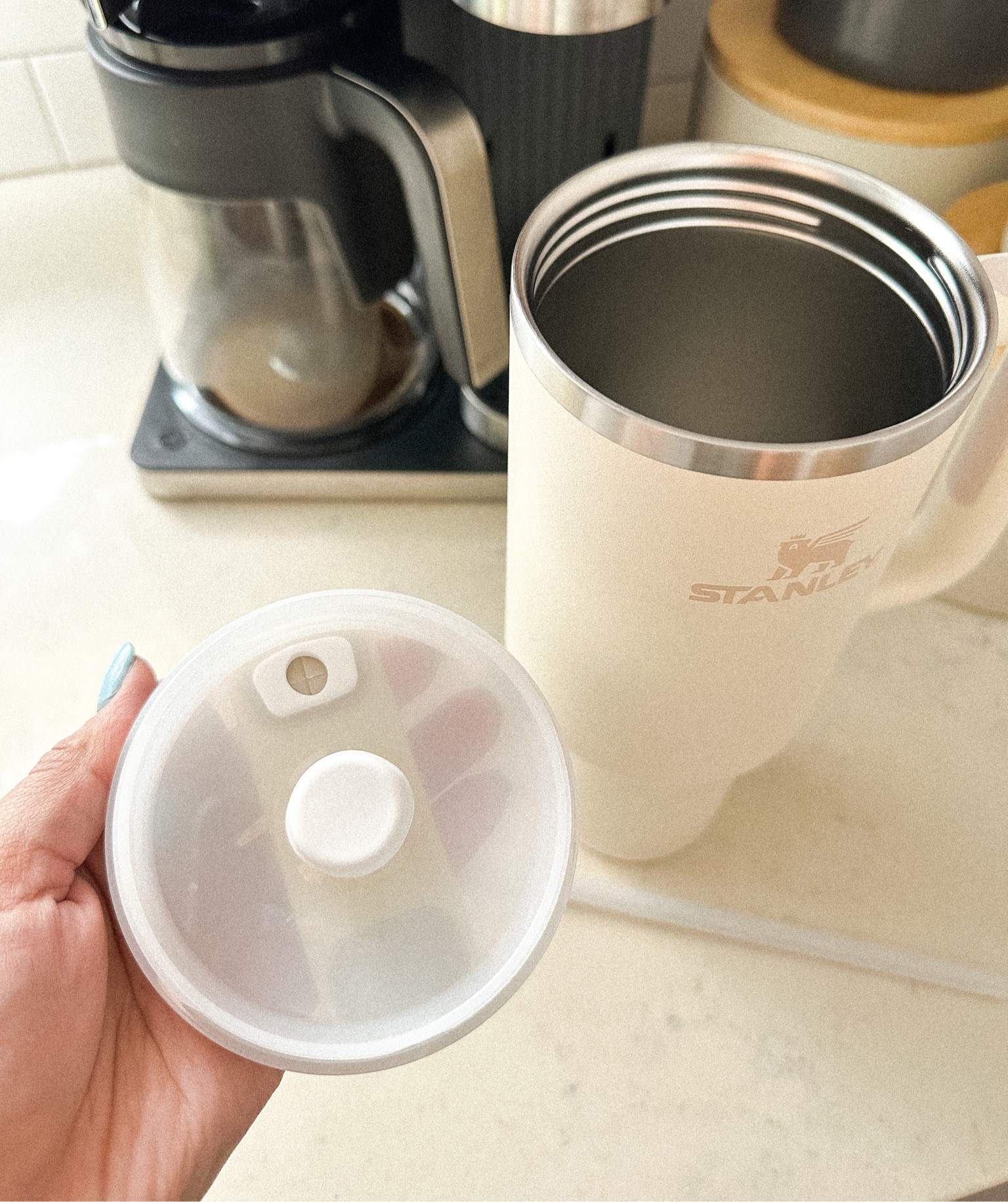 The solution to the Stanley cup spills is here! Only 9.99 on Amazon & works so good!


#LTKfamily #LTKunder50 #LTKkids