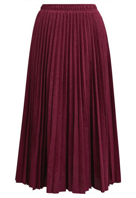 Retro-Inspired Suede Pleated Midi Skirt in Burgundy | Chicwish