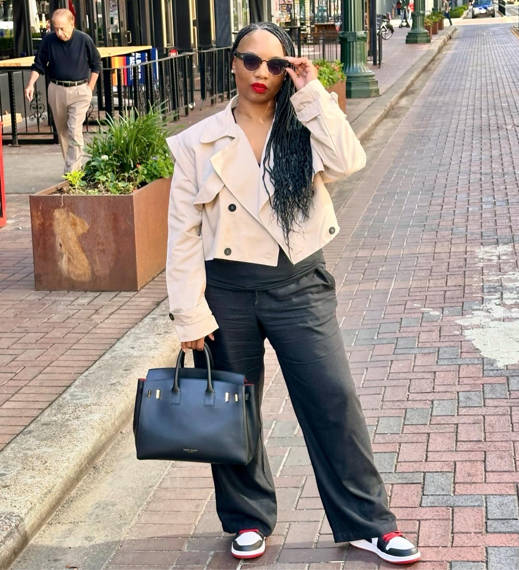 Casual Day Date Outfit 

Cropped Trench Coat
Linen Pants
Jordan 1s
Tom Ford Sunglasses 
Teddy Blake Bag

Easy Spring, Summer and Fall Day Look. 🖤

#LTKOver40 #LTKMidsize #LTKStyleTip