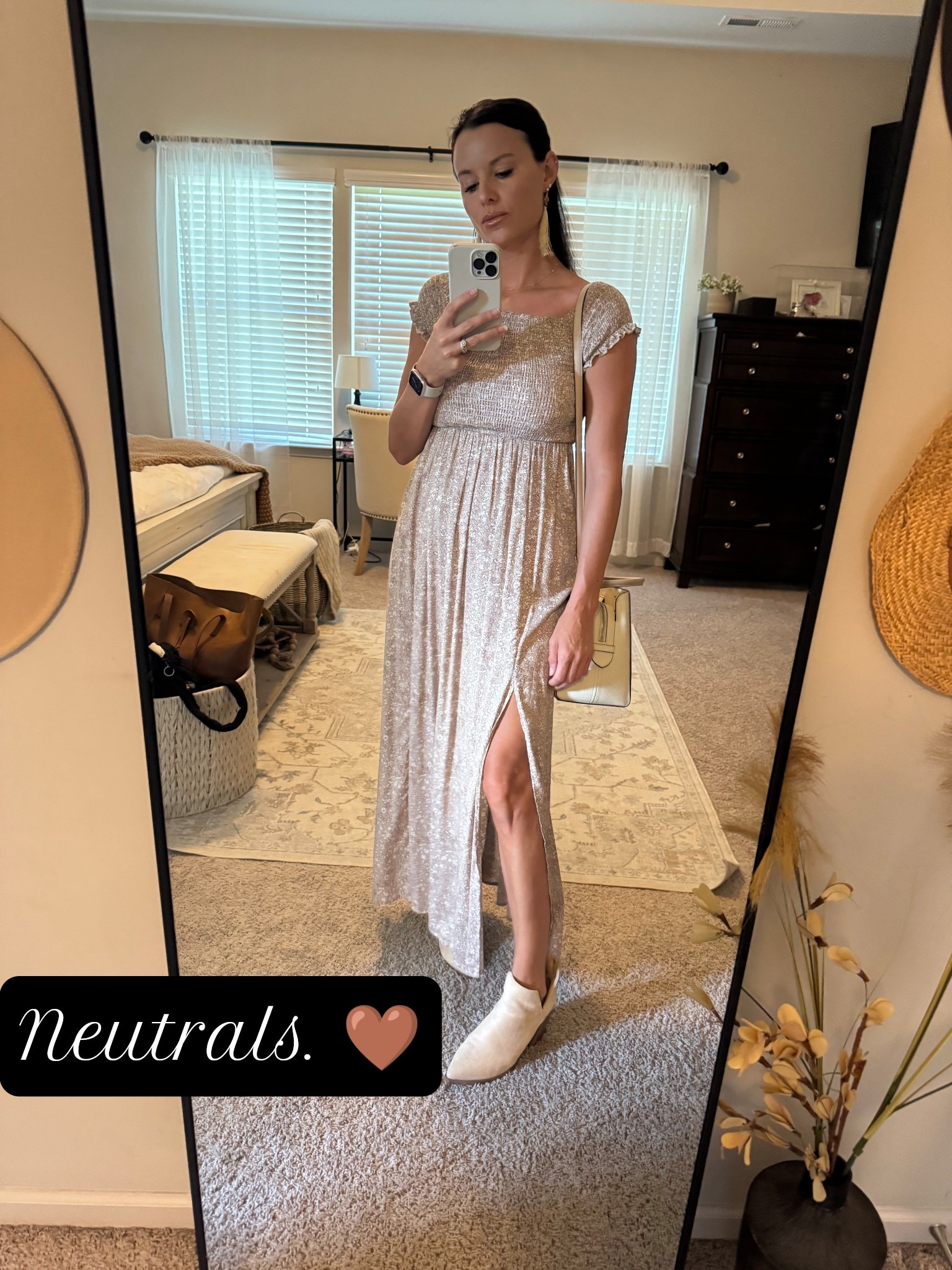 Fall inspired.
Affordable
Neutral. 

#LTKFindsUnder100 #LTKSeasonal #LTKU