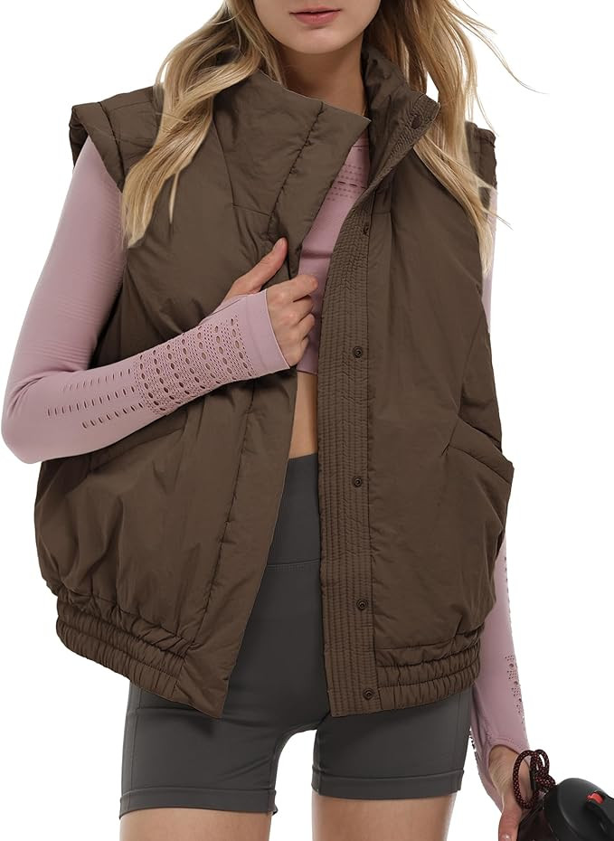 Gacaky Women's Winter Cropped Puffer Vest Lightweight Button-Down Stand Collar Sleeveless Padded ... | Amazon (US)