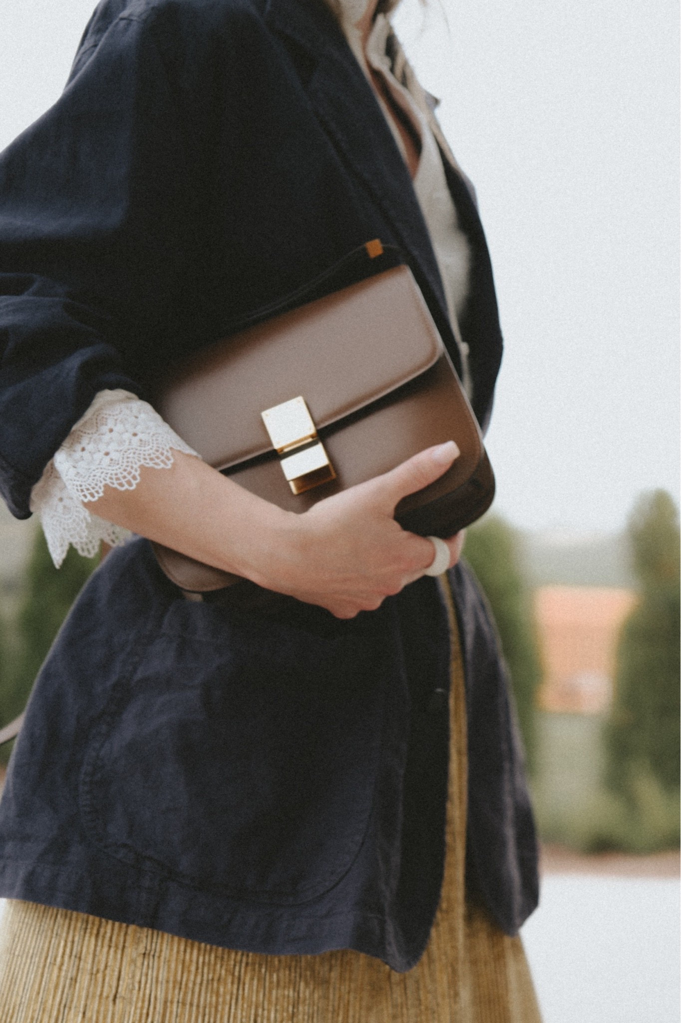 Inspired by Ralph Lauren Spring 2027 runway show: lace blouse + navy blazer + golden skirt
Skirt: vintage by Marni (FW RTW 2013)
Blouse: @Lily Studio 
Bag: Celine classic box bag 
Blazer: Buck Mason

#LTKNYFW #LTKSeasonal #LTKWorkwear