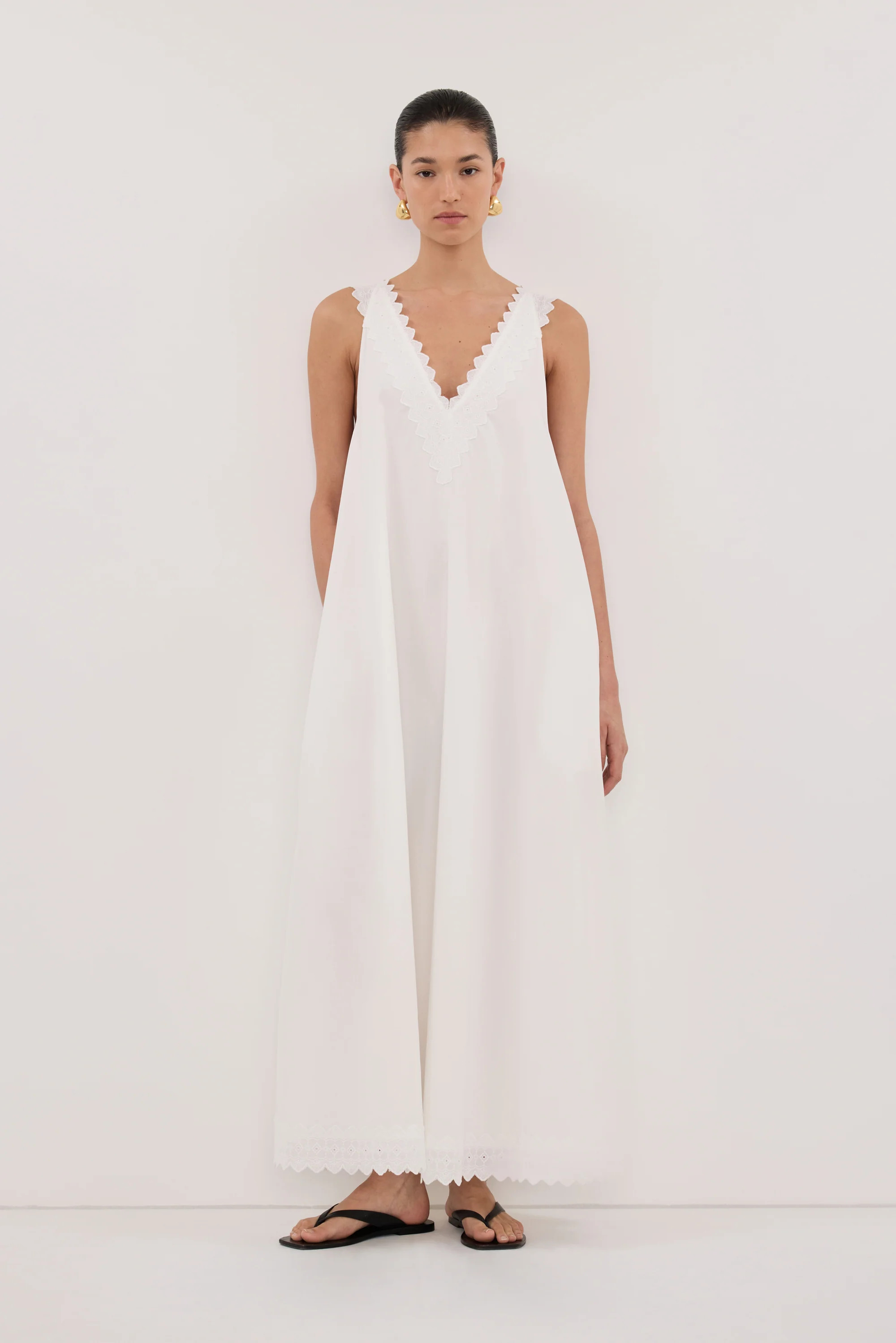ANNABEL WHITE V NECK MIDI DRESS | DISSH
