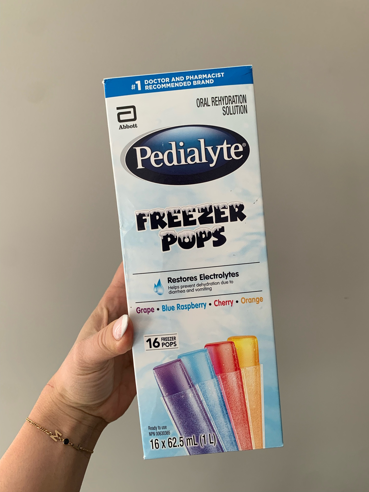Parents fear not! When your kids are sick and you feel nervous about hydration (like me) this freezies are perfect! And what kids doesn’t want a freezie? Grab these and pop them in the freezer for a hot summer day or when the stomach bug hits 

#LTKgiftguide #LTKkids #LTKfamily