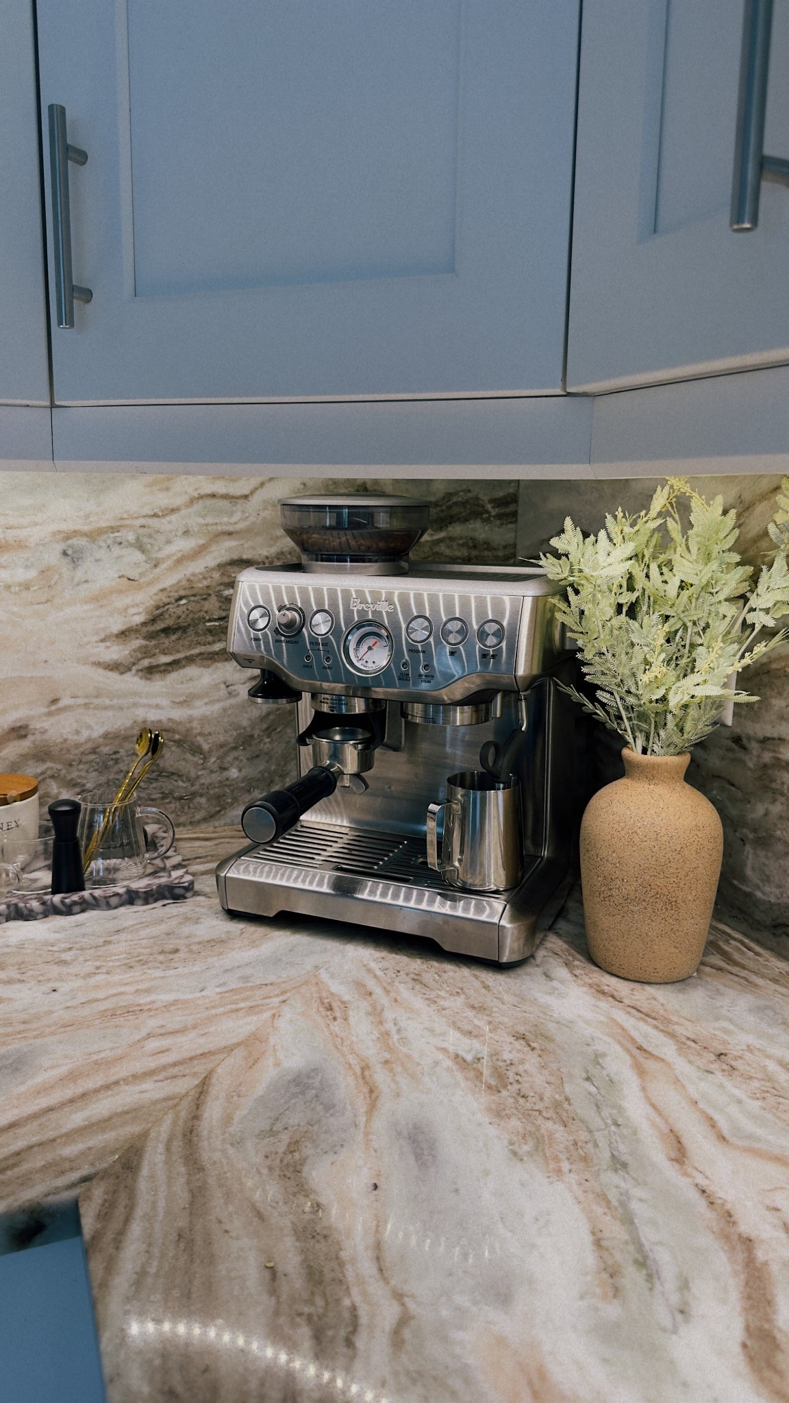 Coffee bar setup☕️



#LTKFindsUnder50 #LTKStyleTip #LTKHome
