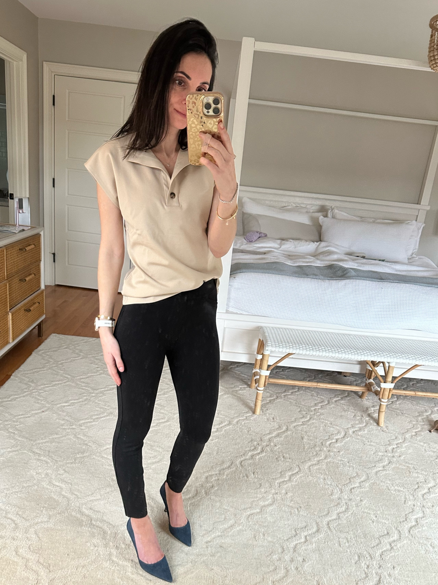 Spanx code:
COCOXSPANX 
Top-xxs
Pants- xs reg


#LTKFind #LTKsalealert #LTKworkwear