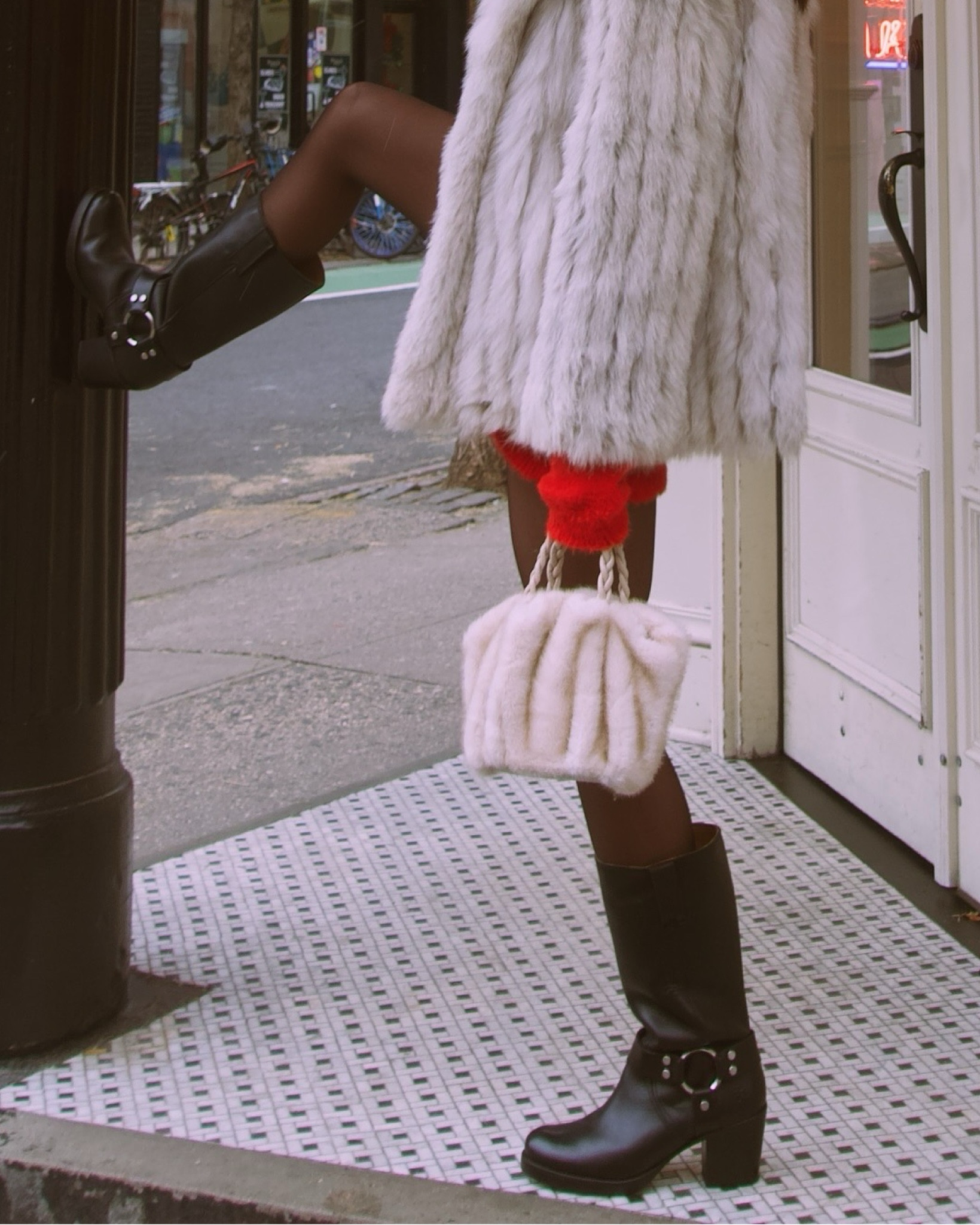 I will be living in these boots for winter. I’m obsessed. And they’re SO COMFYYYYY

#LTKSeasonal #LTKStyleTip #LTKShoeCrush