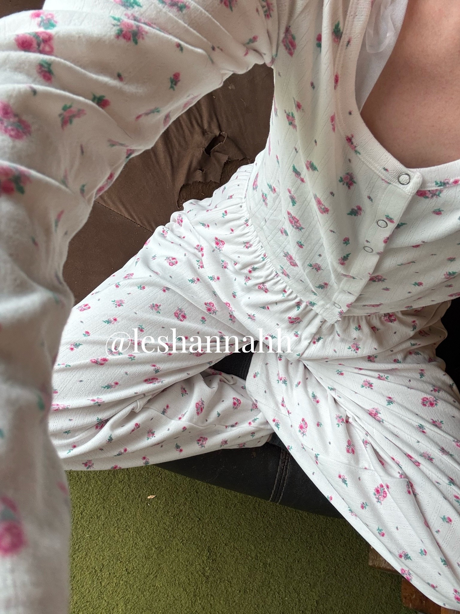 Cutest little floral two piece lounge set from Walmart and I’m officially obsessed 🌸🤍
Soft, comfy, lightweight and somehow still makes me feel put together even on slow mornings at home. The print is so pretty for spring and summer and the fit is that perfect cozy but cute vibe ✨

#WalmartFashion #WalmartFinds #LTKStyle #LTKHome #LTKUnder50 #MatchingSet #LoungeSet #MomStyle #CozyStyle #SpringStyle #SummerStyle #CasualOutfit #AffordableFashion #EverydayStyle #ComfyCute

#LTKcanada #LTKmodest #LTKsummer