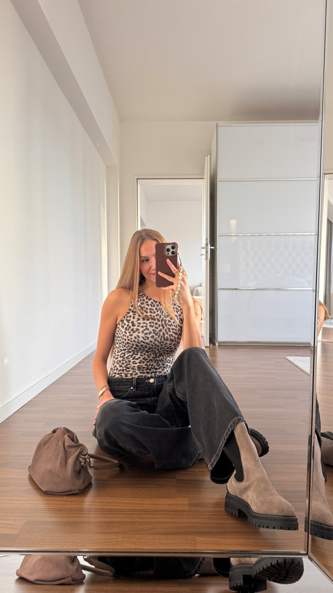 Leo Body und baggy jeans 🤎

#LTKstyletip #LTKdeutschland