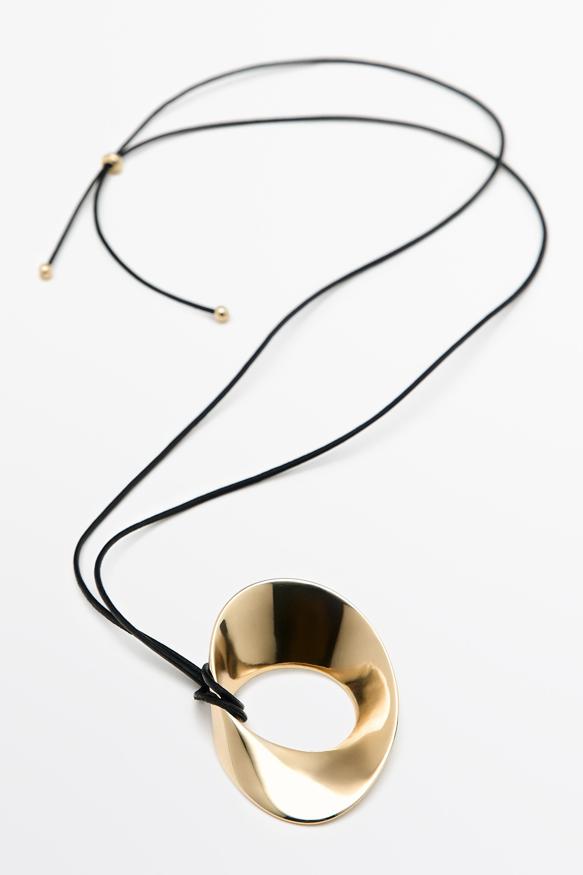 Twist hoop necklace | Massimo Dutti US