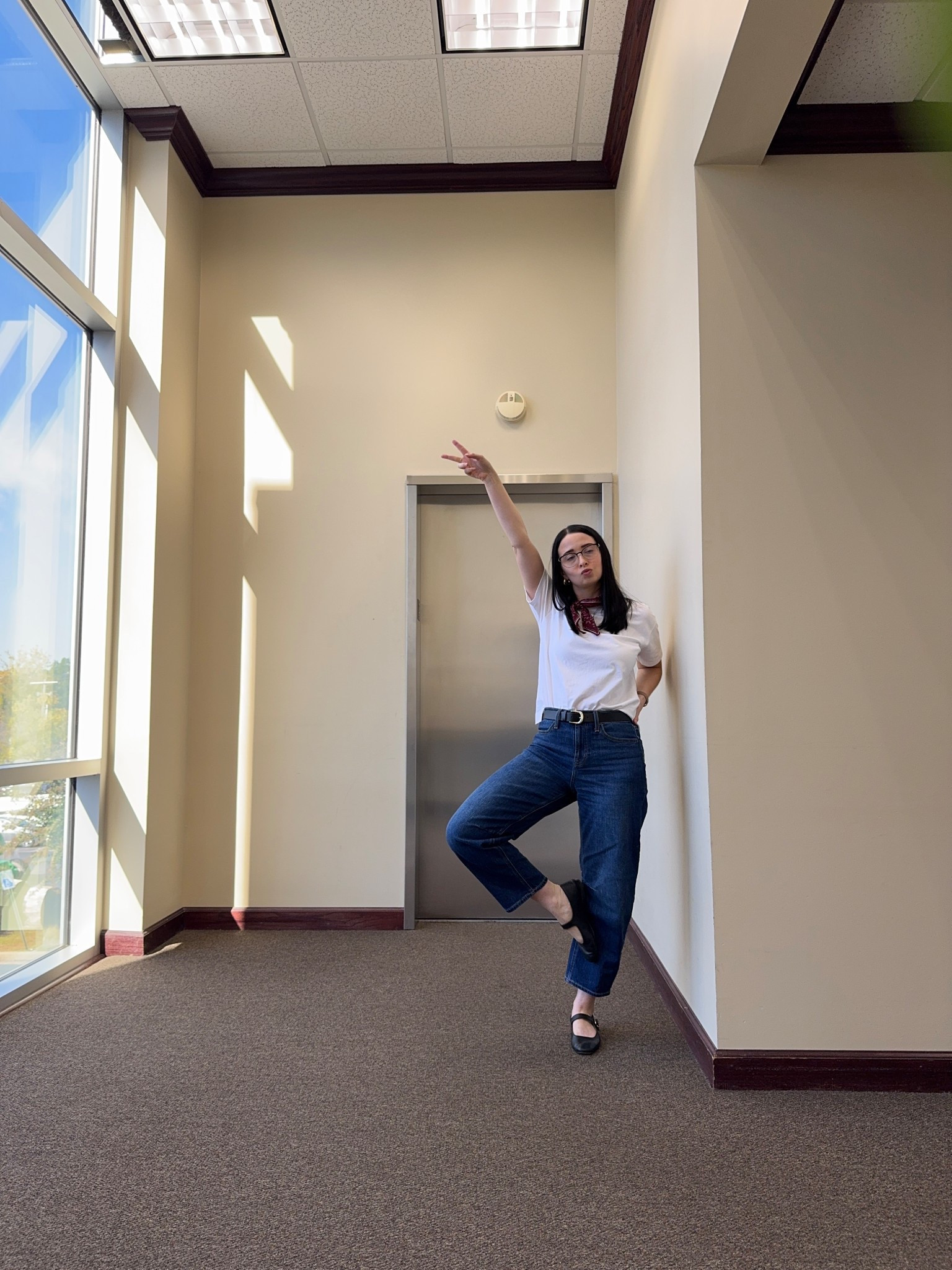 Casual office work outfit! Loving this dark wash barrel jeans from Old Navy right now. 

Old Navy finds, office outfit, work fit, barrel jeans, white tee, neck scarf, fall outfit, Sam Edelman flats, Maryjane flats, fall office outfit, casual office, attorney 

#LTKFindsUnder50 #LTKWorkwear #LTKStyleTip