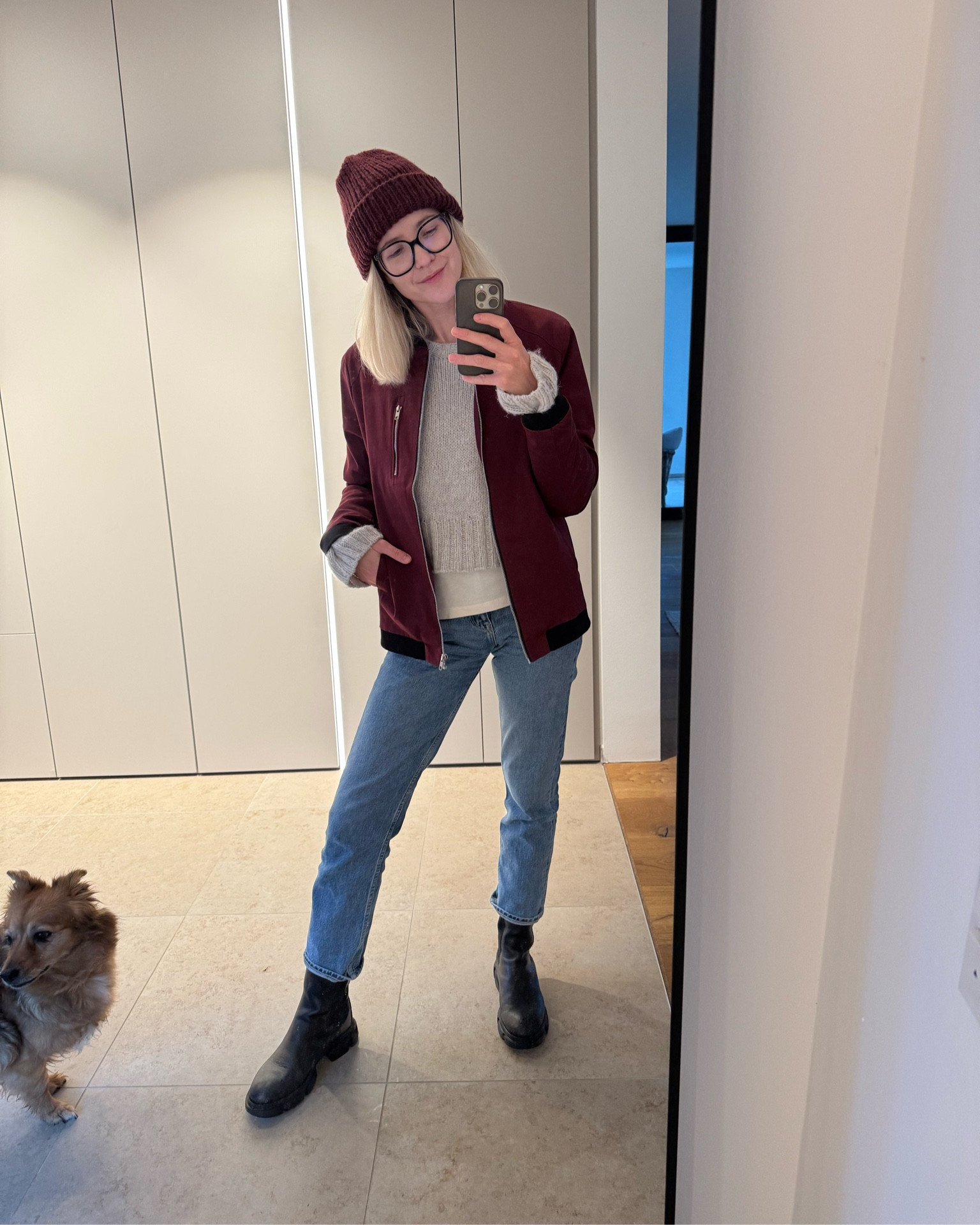 Sneakersweater mit dieser Jacke drüber… ohman - LIEBS - zum Glück ist mein Mann rausgewachsen 💪🏻💪🏻💪🏻

#LTKdeutschland #LTKFashionMonth #LTKstyletip