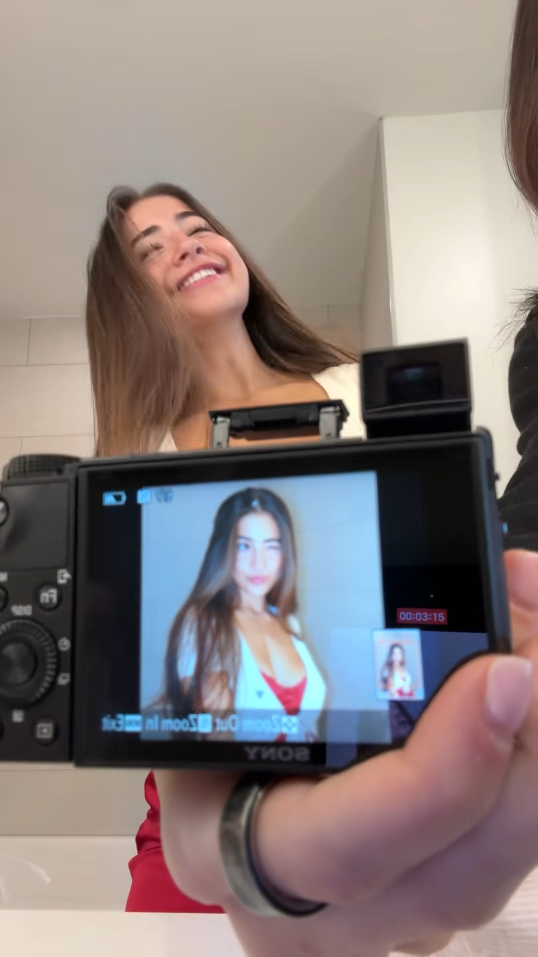 get dressed with us 💋❤️

#LTKBeauty #LTKootd #LTKgrwm