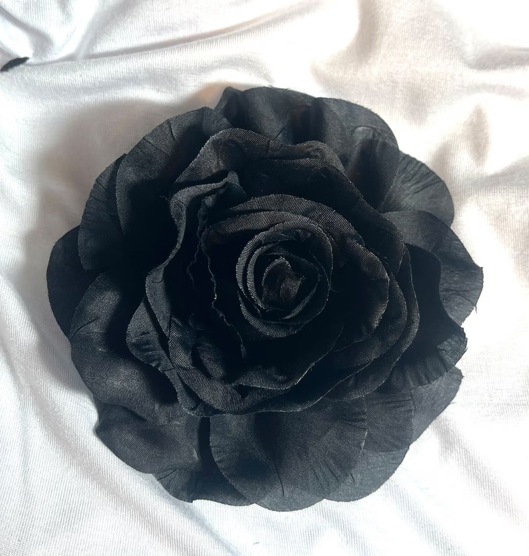 Magnetic Hold Flower Pin Flower Brooch Medium Black Rose - Etsy | Etsy (US)