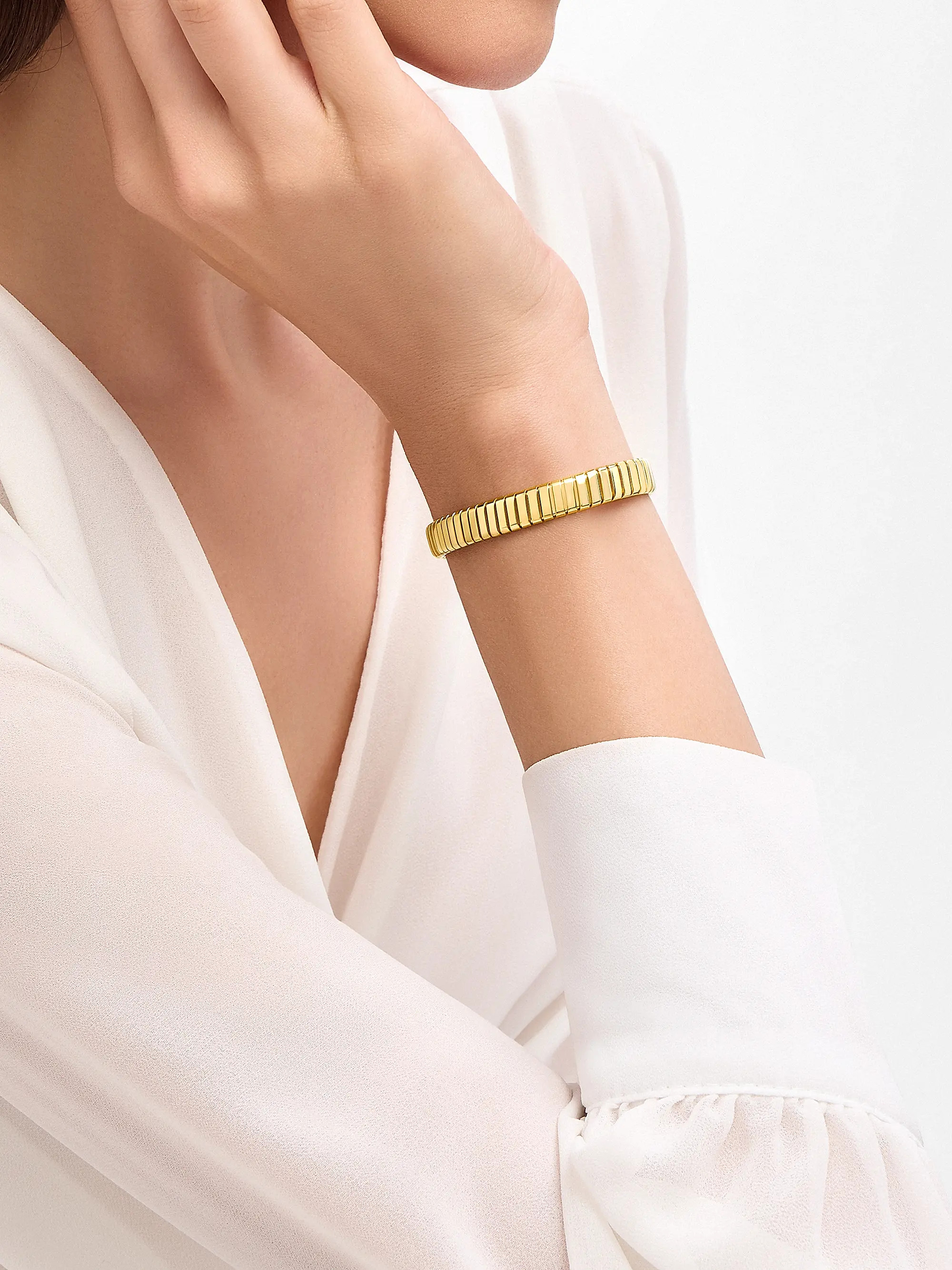 Tubogas 18K Yellow Gold Bracelet | Saks Fifth Avenue