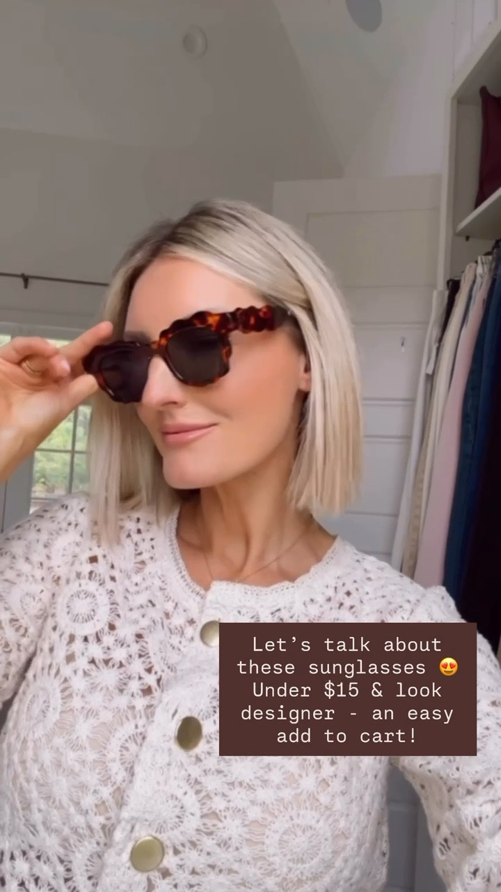 How cute are these sunglasses?! I love the scallop detail!

Loverly Grey, Amazon find, tortoise shell sunglasses, women’s sunglasses, vacation essentials, scalloped sunglasses 

#LTKSeasonal