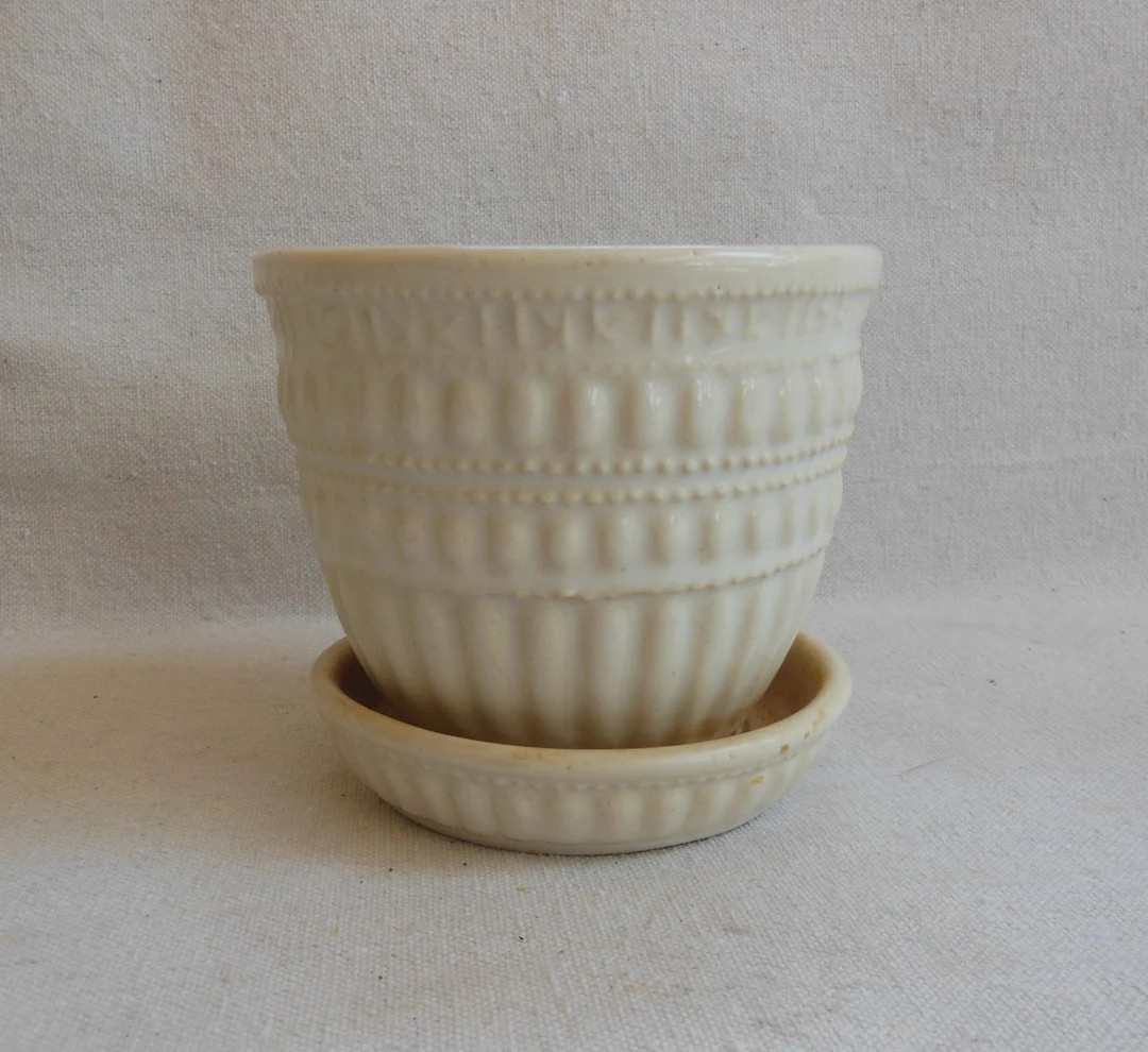 Vintage Mccoy Planter Cream White Planter Holder Mid Century - Etsy | Etsy (US)